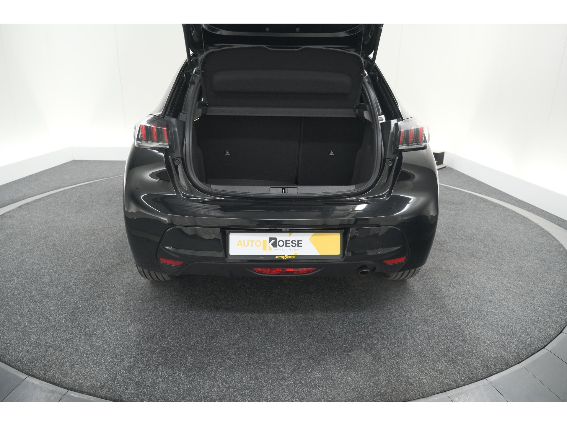 Peugeot 208 PureTech 100 Allure Pack | Camera | Apple Carplay | Stoelverwarming | Parkeersensoren
