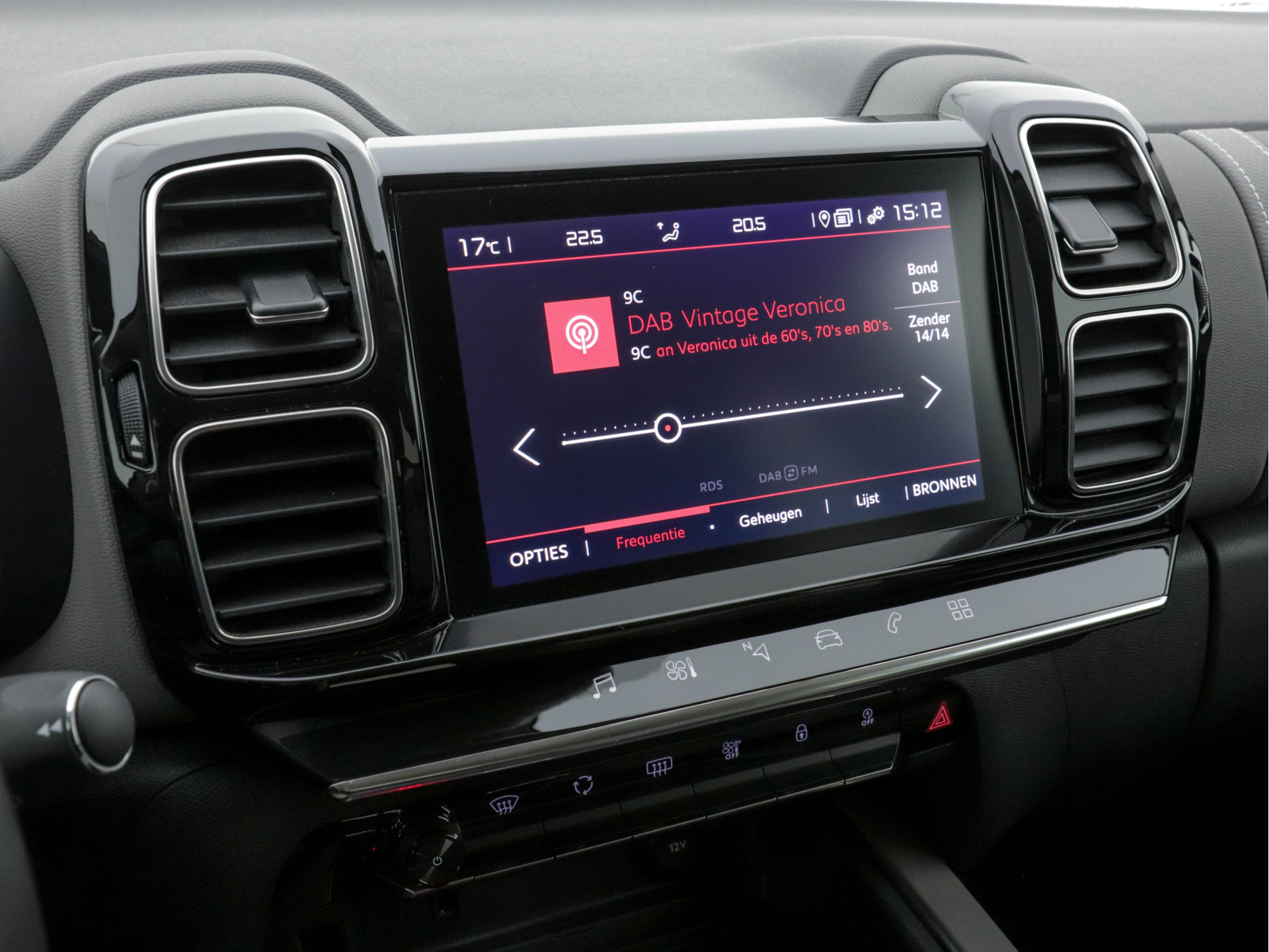 Citroën C5 Aircross 1.5 BlueHDI Business-Plus (INCL-BTW) *LEATHER-MICROFIBRE | NAVI-FULLMAP | FULL-LED | KEYLESS | TOP-VIEW | ECC | PRIVACY-GLASS | PDC | CRUISE | DAB | DIGI-COCKPIT | CARPLAY |  LANE-ASSIST | TOWBAR | 19"ALU*