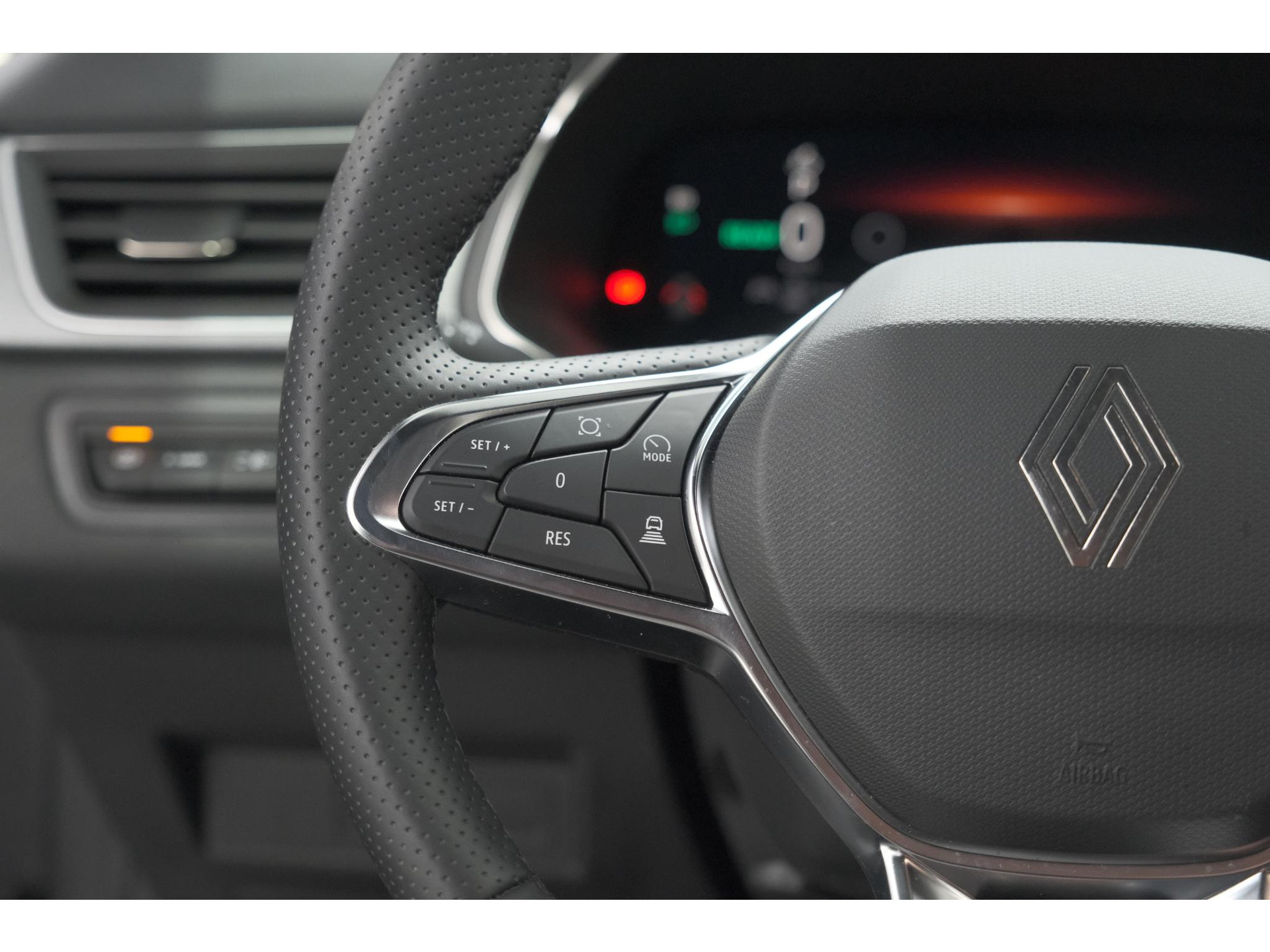 Renault Captur 1.8 E-Tech Full Hybrid 160 Techno | Camera | Adaptieve Cruise Control | Navigatie