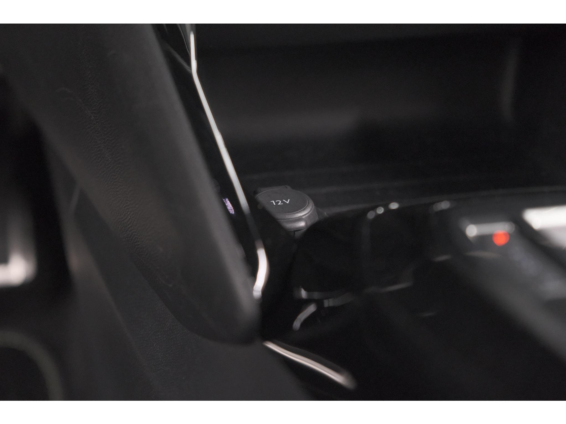 Peugeot 2008 Hybrid 145 e-DCS6 GT | Camera | Apple Carplay | Parkeersensoren