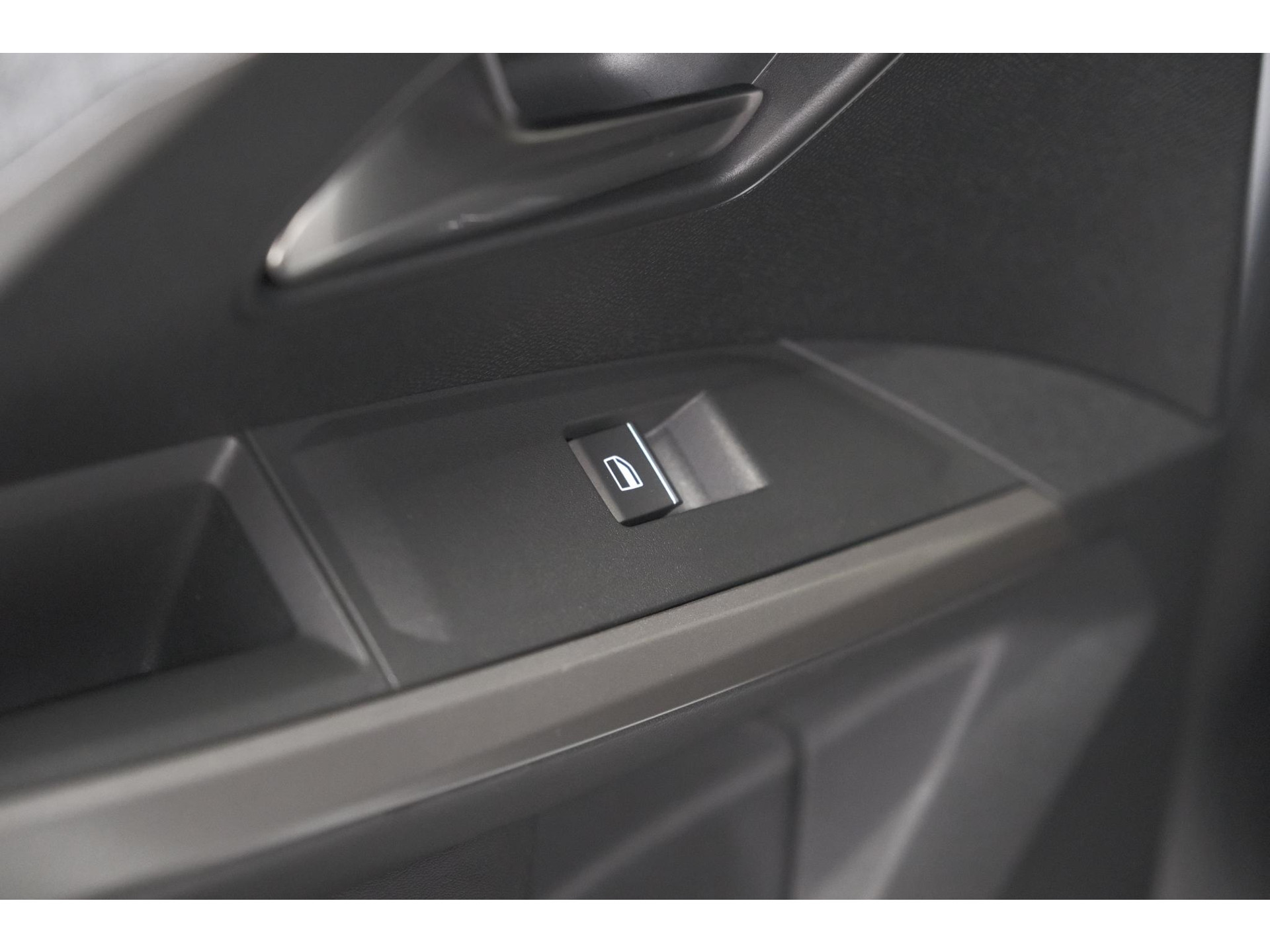 Peugeot 3008 1.2 Hybrid 136 GT | Elektrische Kofferklep | Camera | Adaptieve Cruise Control | Apple CarPlay