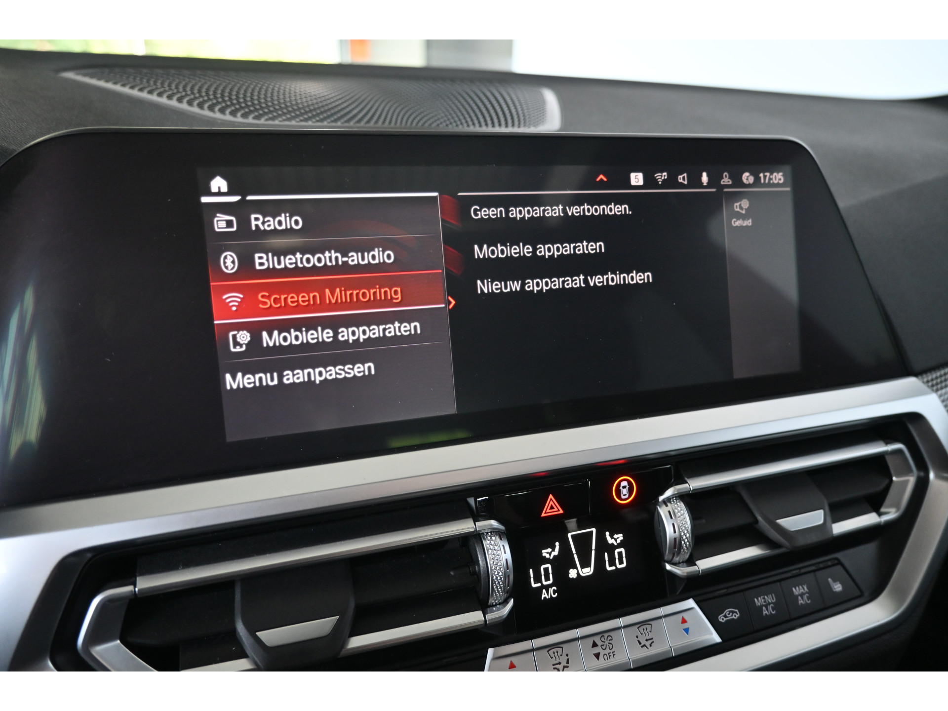 BMW 3-serie Touring 320i Automaat Business Edition Plus M-Pakket Navigatie LED Panoramadak Goed Onderhouden! Inruil Mogelijk!