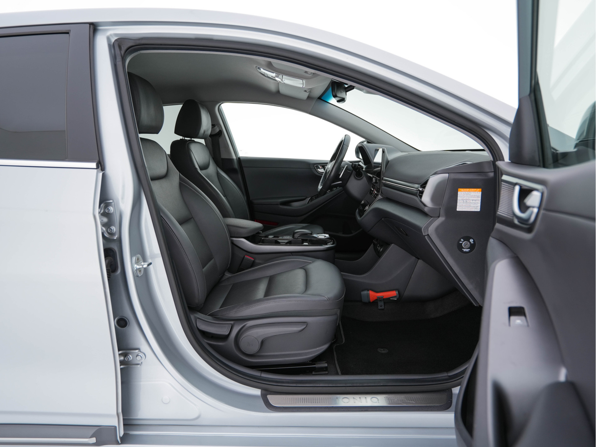 Hyundai IONIQ Premium EV 38 kWh {SOH-100%} Aut *HEATPUMP | LEATHER | FULL-LED | ADAPTIVE-CRUISE | KEYLESS | NAVI-FULLMAP | DAB | CAMERA | MEMORY-PACK | DIGI-COCKPIT | HEATED/VENTILATED-SEATS | CCS- FASTLOADER | PRIVACY-GLASS |