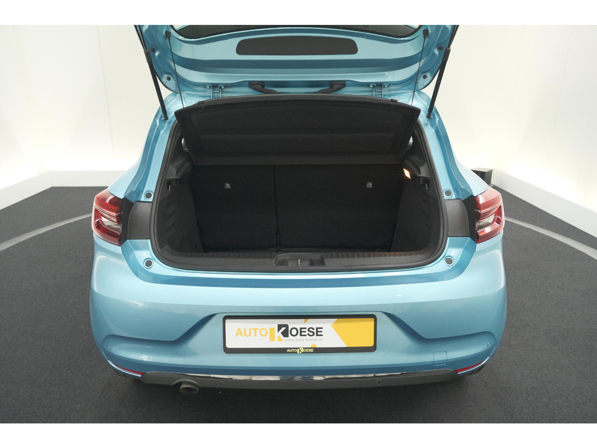 Renault Clio TCe 100 Intens | Navigatie | Apple Carplay | Parkeersensoren