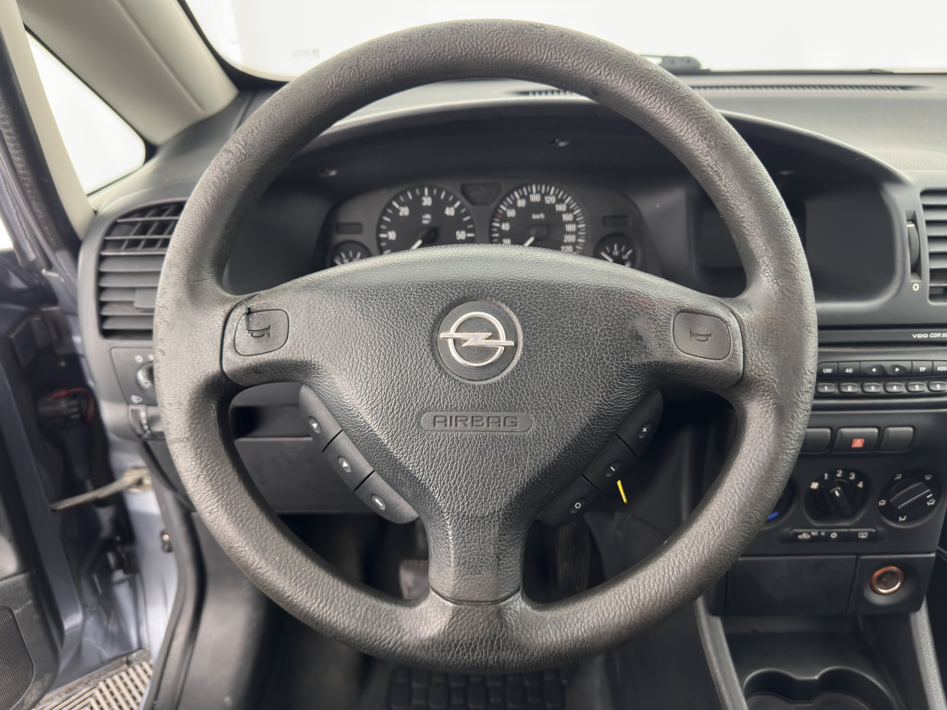 Opel Zafira 2.0 DTi Comfort [ VAN ] *AIRCO | CRUISE | RADIO-CD | TOWBAR*