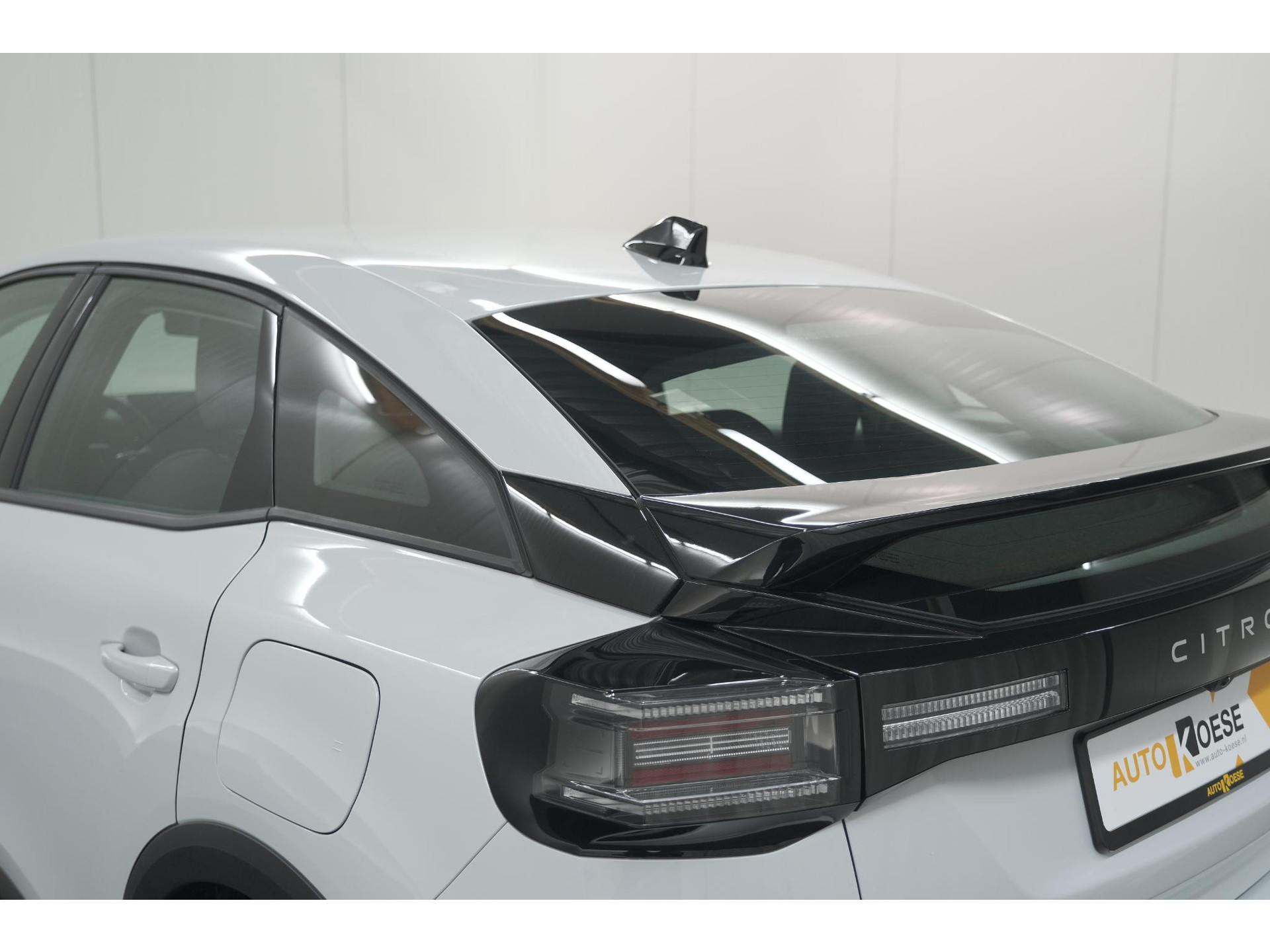 Citroen C4 Hybrid 136 e-DCS6 Plus | Camera | Apple Carplay | Navigatie | Parkeersensoren