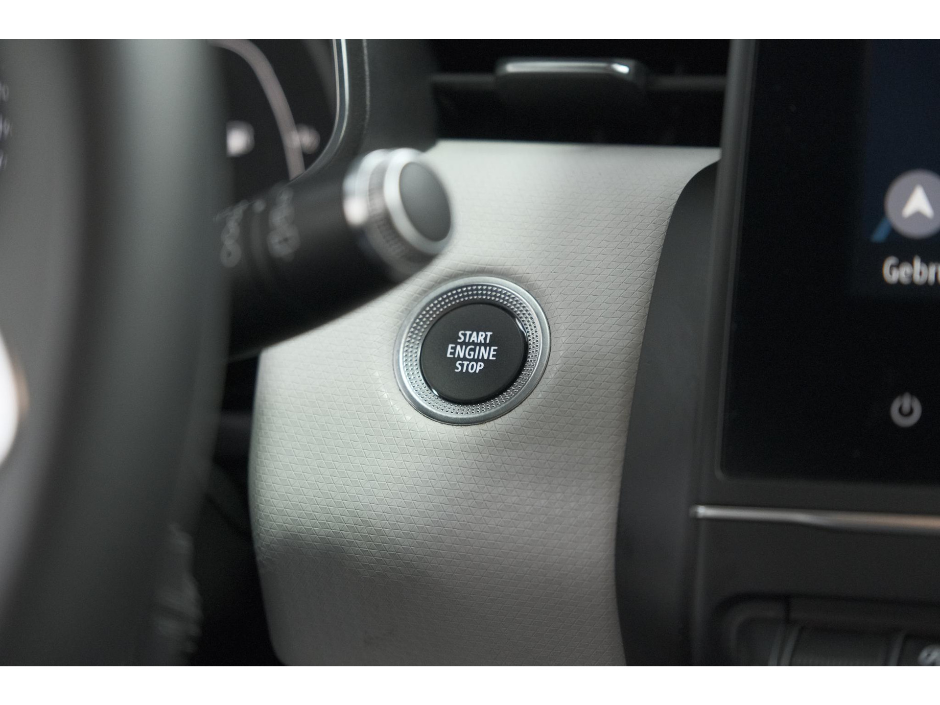 Renault Clio TCe 100 Intens | Dodehoekdetectie | Camera | Apple Carplay | Parkeersensoren