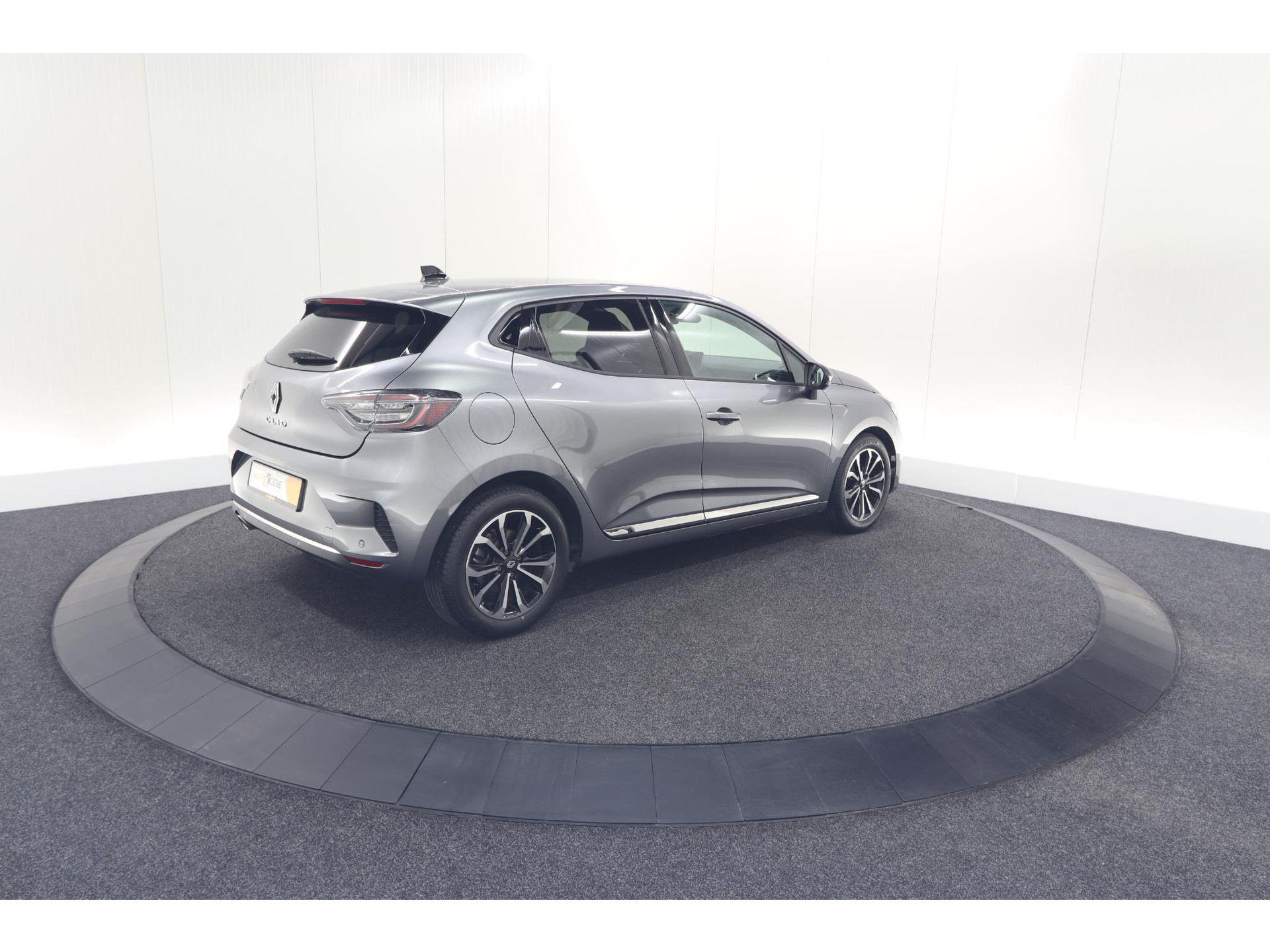 Renault Clio TCe 90 GPF techno | 360 Camera | Adaptieve Cruise Control | 9.3 Inch Groot Scherm