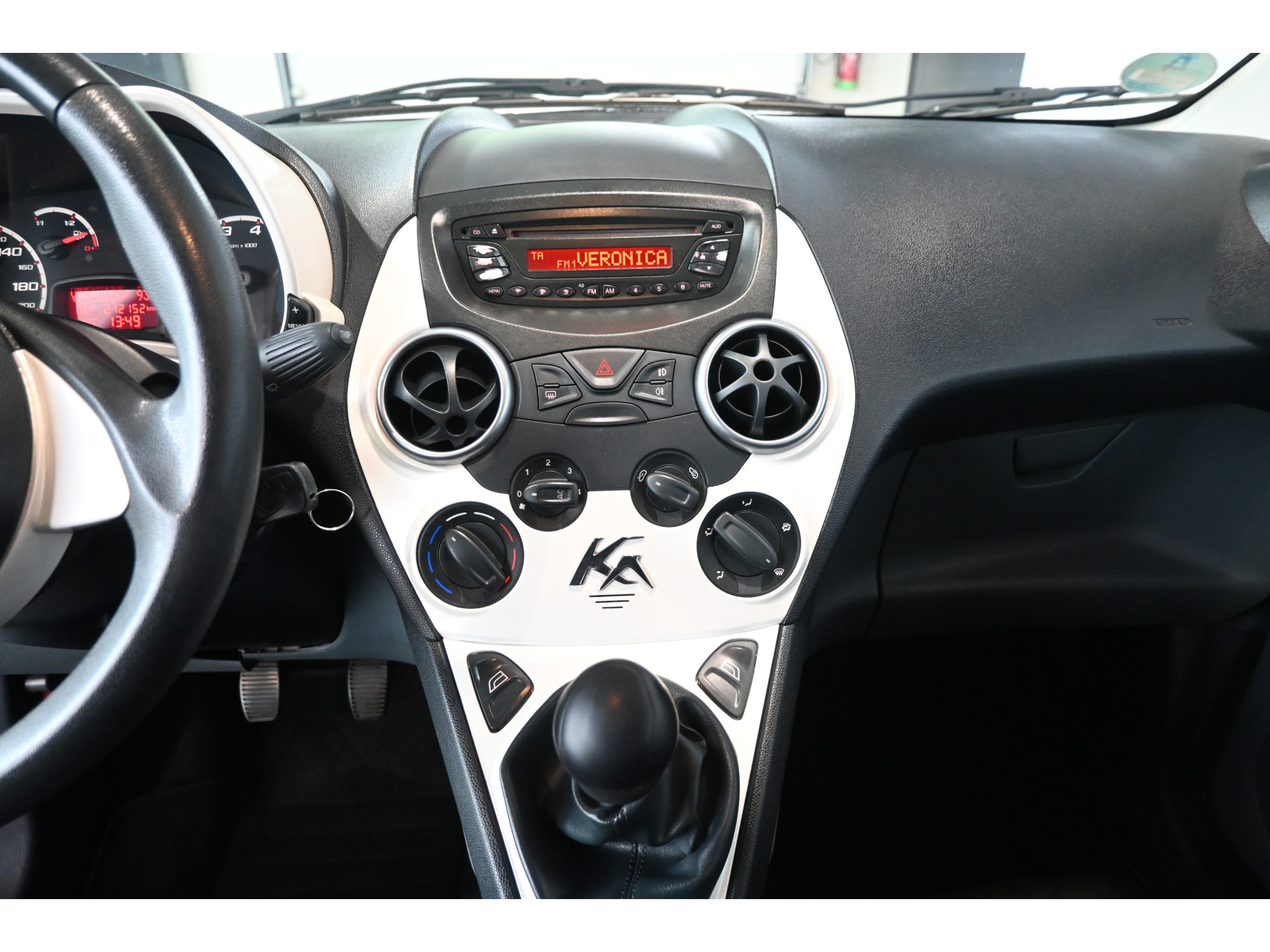 Ford Ka 1.2 Trend Airco Elektrisch Pakket! Goed Onderhouden! Inruil Mogelijk!