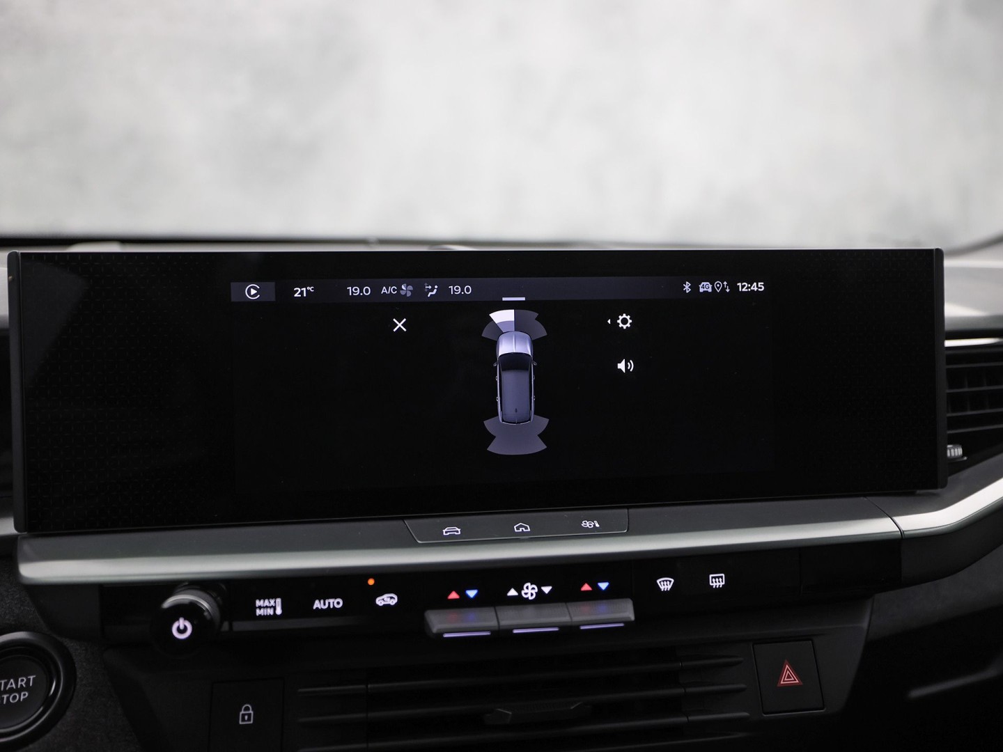 Opel Grandland X 1.2 Turbo Hybrid Sport Automaat (VIRTUAL COCKPIT, APPLE CARPLAY, GROOT NAVI, GETINT GLAS, SPORTSTOELEN, ADAPTIVE CRUISE, KEYLESS, SPORTSTUUR, GETINT GLAS, NIEUWSTAAT)