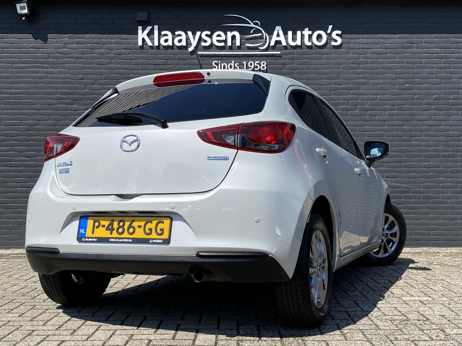 Mazda 2 1.5 Skyactiv-G Comfort | 1e eigenaar | dealer onderh. | navigatie | stoelverw. | cruise control | apple carplay