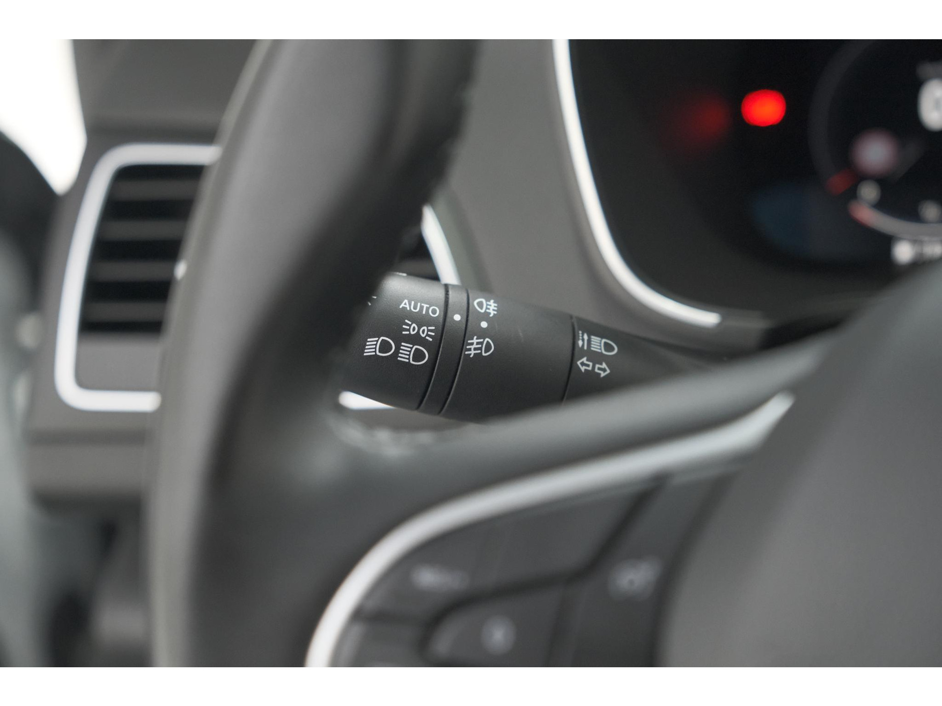 Renault Mégane Estate TCe 140 EDC Techno | Trekhaak | Camera | Navigatie | 9.3 Inch Groot Scherm