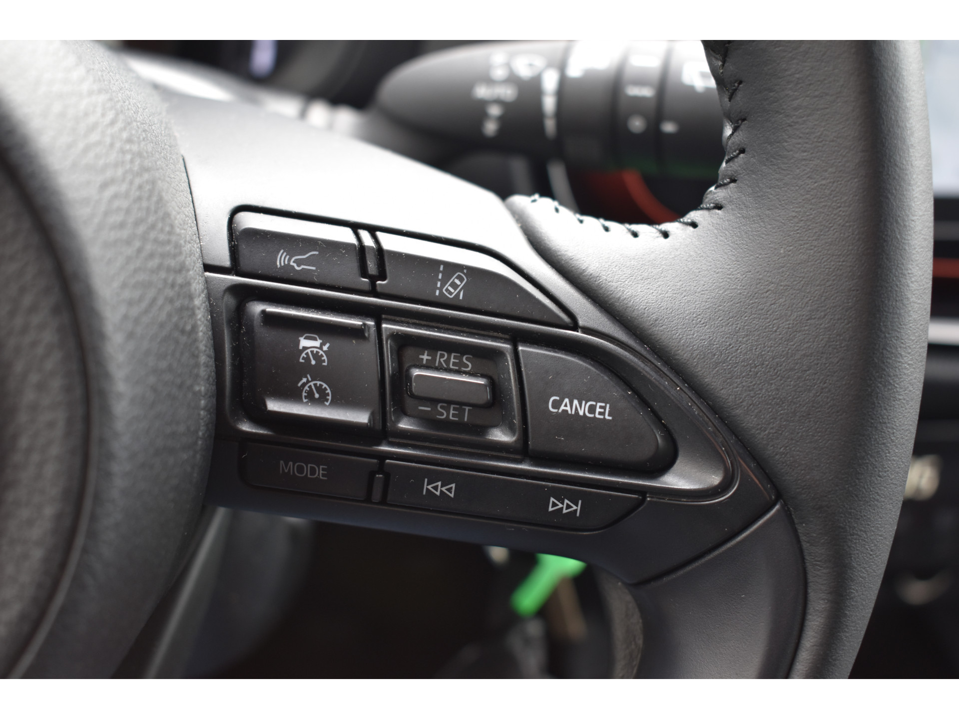Toyota Aygo X 1.0 VVT-i MT Envy Jbl Navigatie Carplay