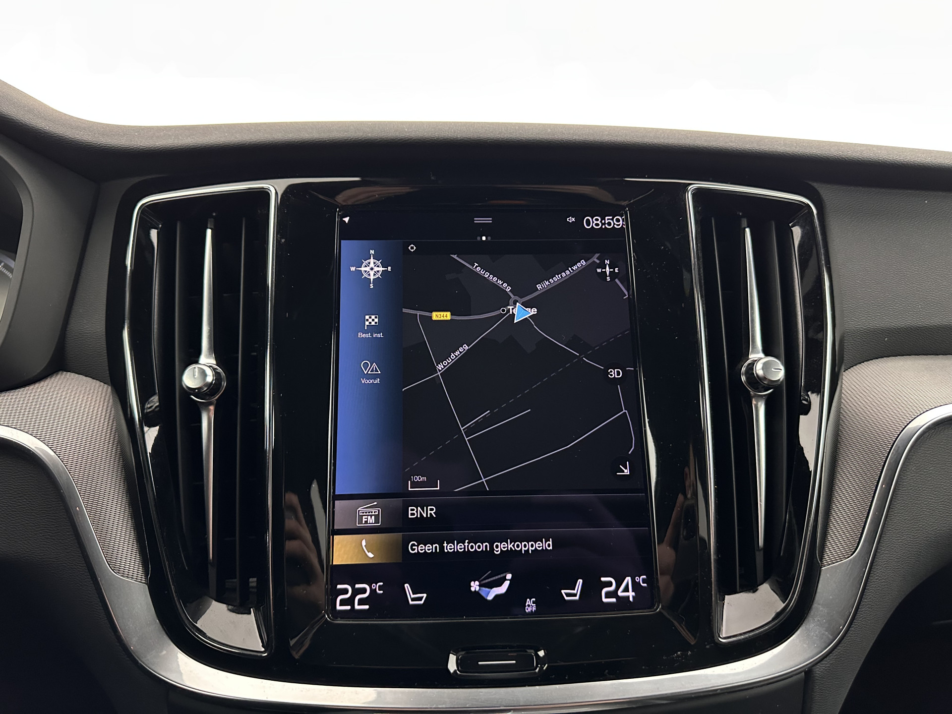 Volvo S60 2.0 B3 R-Design Black Edition (INCL-BTW) Aut. *FULL-LED | LEATHER | HEATED-R-SPORTSEATS | HARMAN/KARDON | MEMORY-PACK | CAMERA | NAVI-FULLMAP | ECC | PRIVACYGLASS | PDC | CRUISE | LANE-ASIST | DAB | DIGI-COCKPIT | TOWBAR