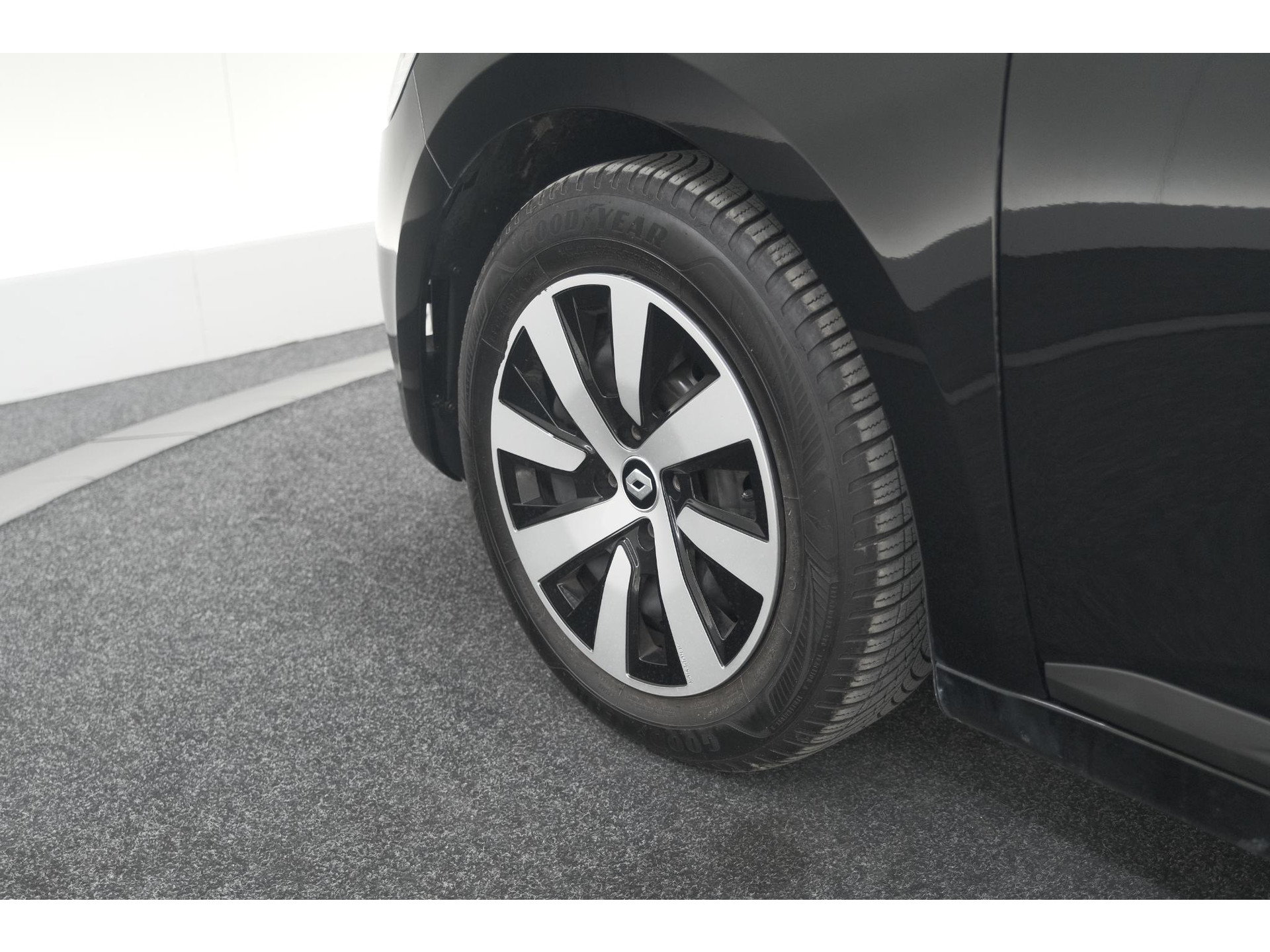 Renault Clio TCe 90 Evolution | Apple Carplay | Cruise Control | Navigatie