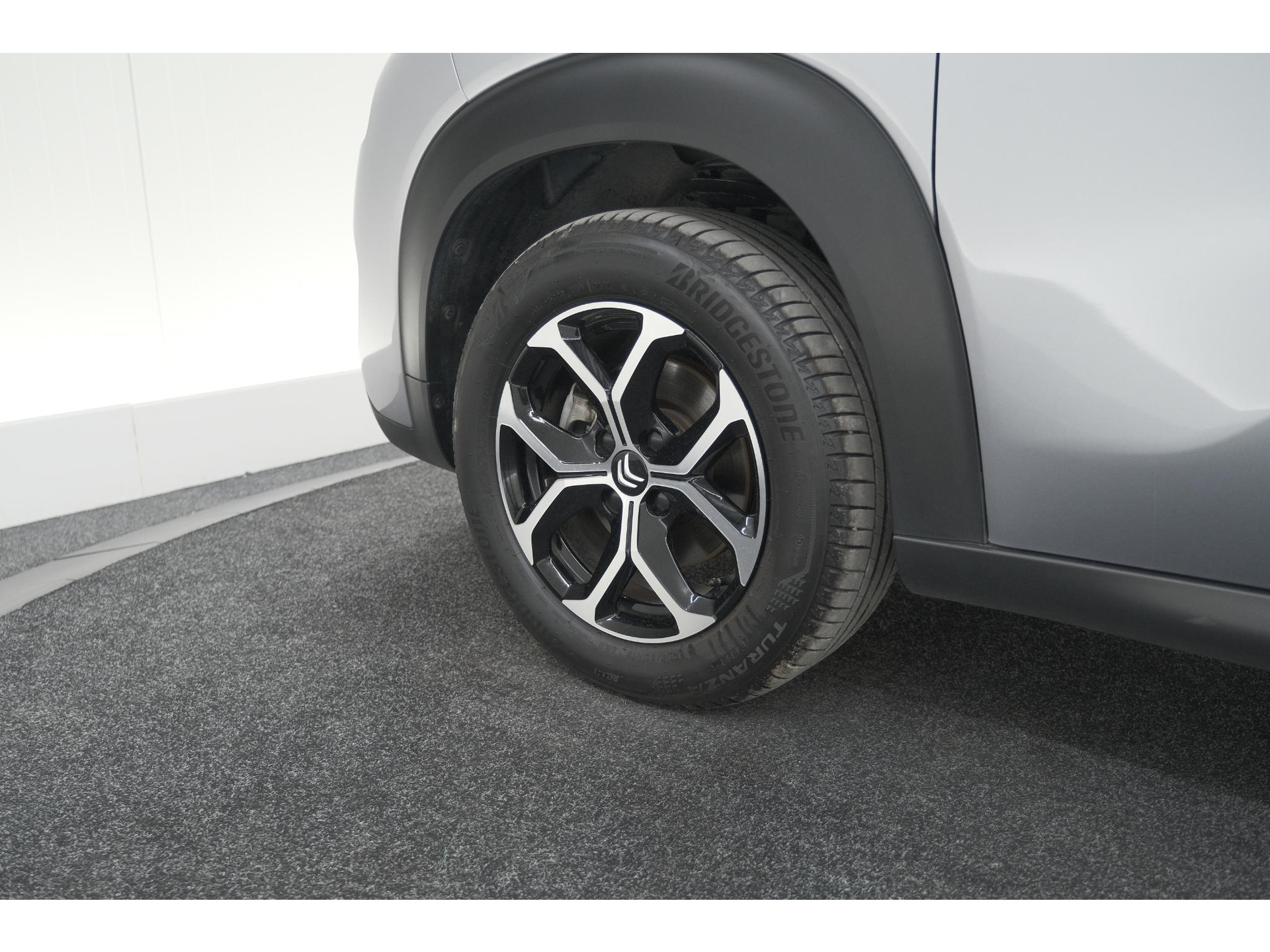 Citroen C3 Aircross PureTech 130 EAT6 Max | Parkeersensoren | Stoelverwarming | Apple Carplay | 16 Inch Lichtmetalen Velgen
