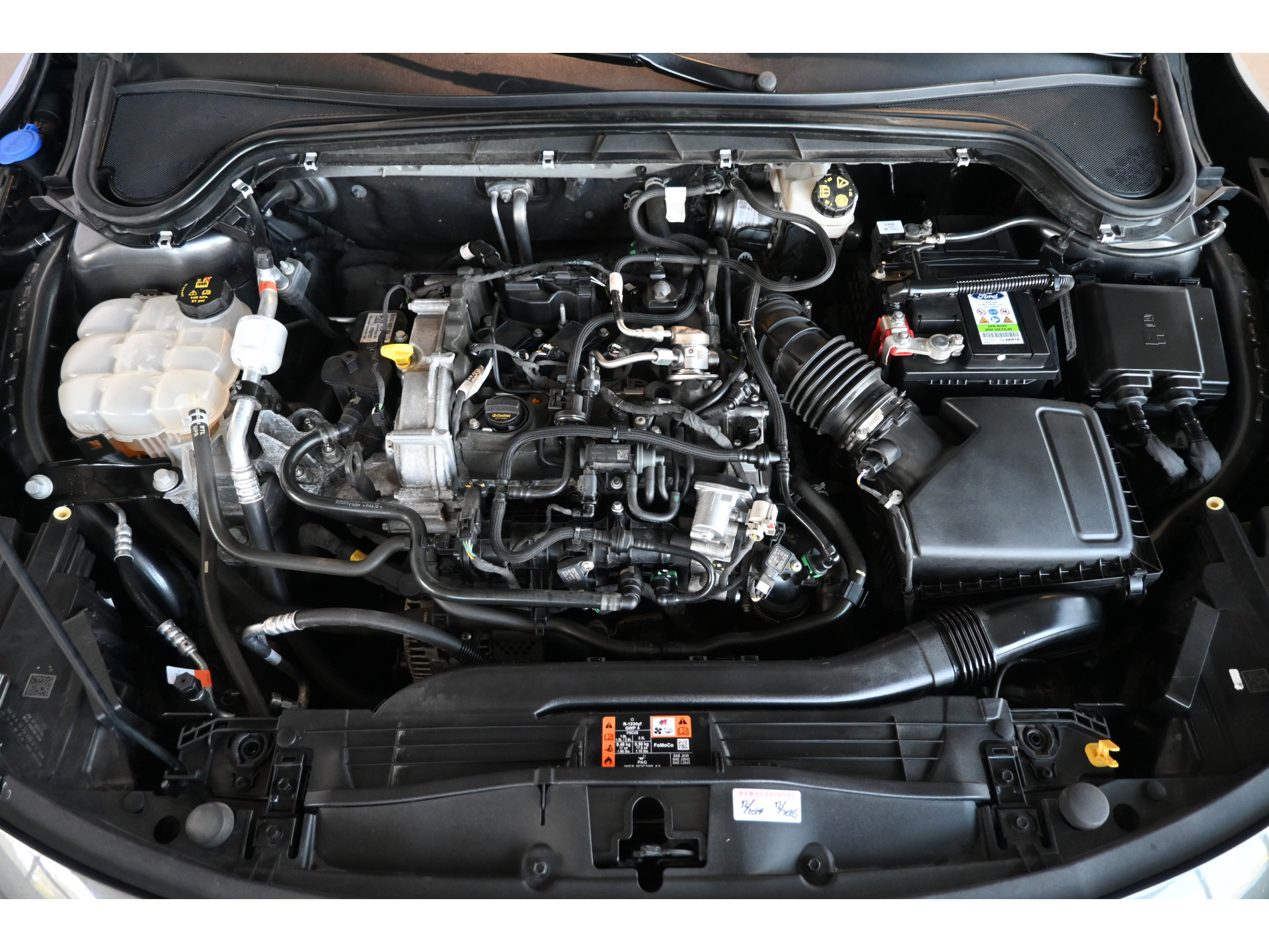 Ford Focus Wagon 1.0 EcoBoost Hybrid Titanium X Nap! Cruise Clima Full LED Trekhaak CarPlay Navigatie Inruil Mogelijk!