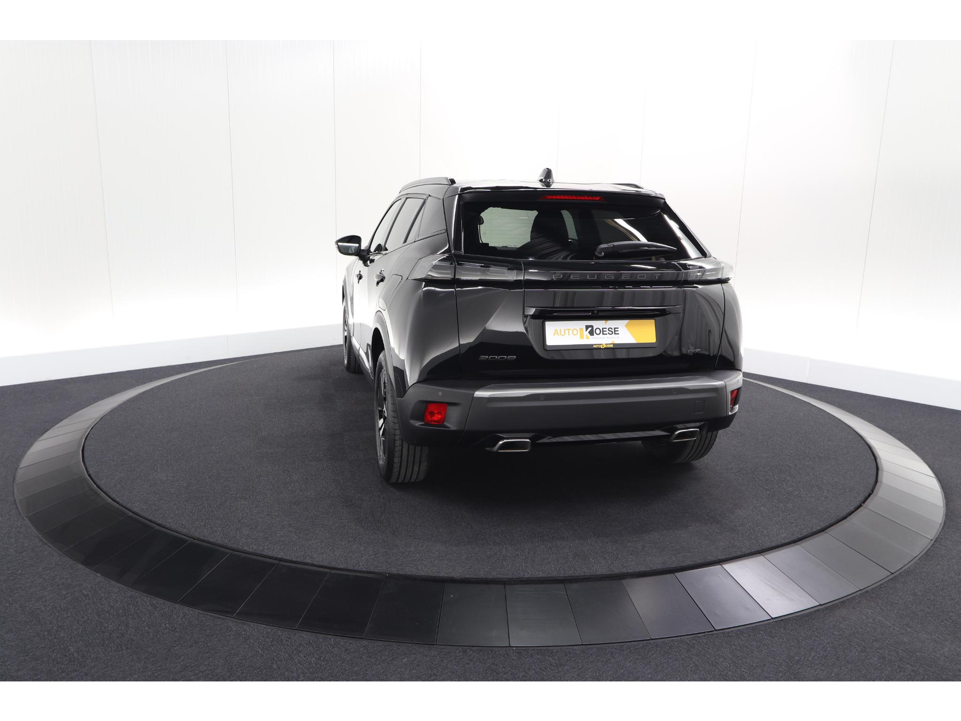 Peugeot 2008 PureTech 130 EAT8 GT | Camera | Apple Carplay | Parkeersensoren | 17 Inch Lichtmetalen Velgen