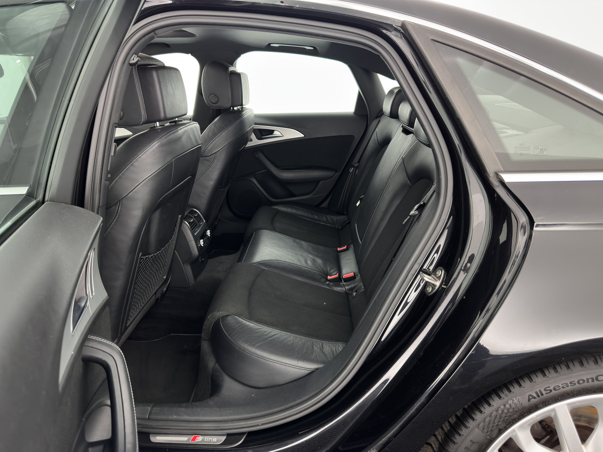 Audi A6 Limousine 2.0 TFSI S-Line Sportpack Pro Line Aut. *PANO | LEATHER-FABRIC | XENON | NAVI-FULLMAP | KEYLESS | SPORT-SEATS | ECC | PDC | CRUISE | TOWBAR | 19''ALU*