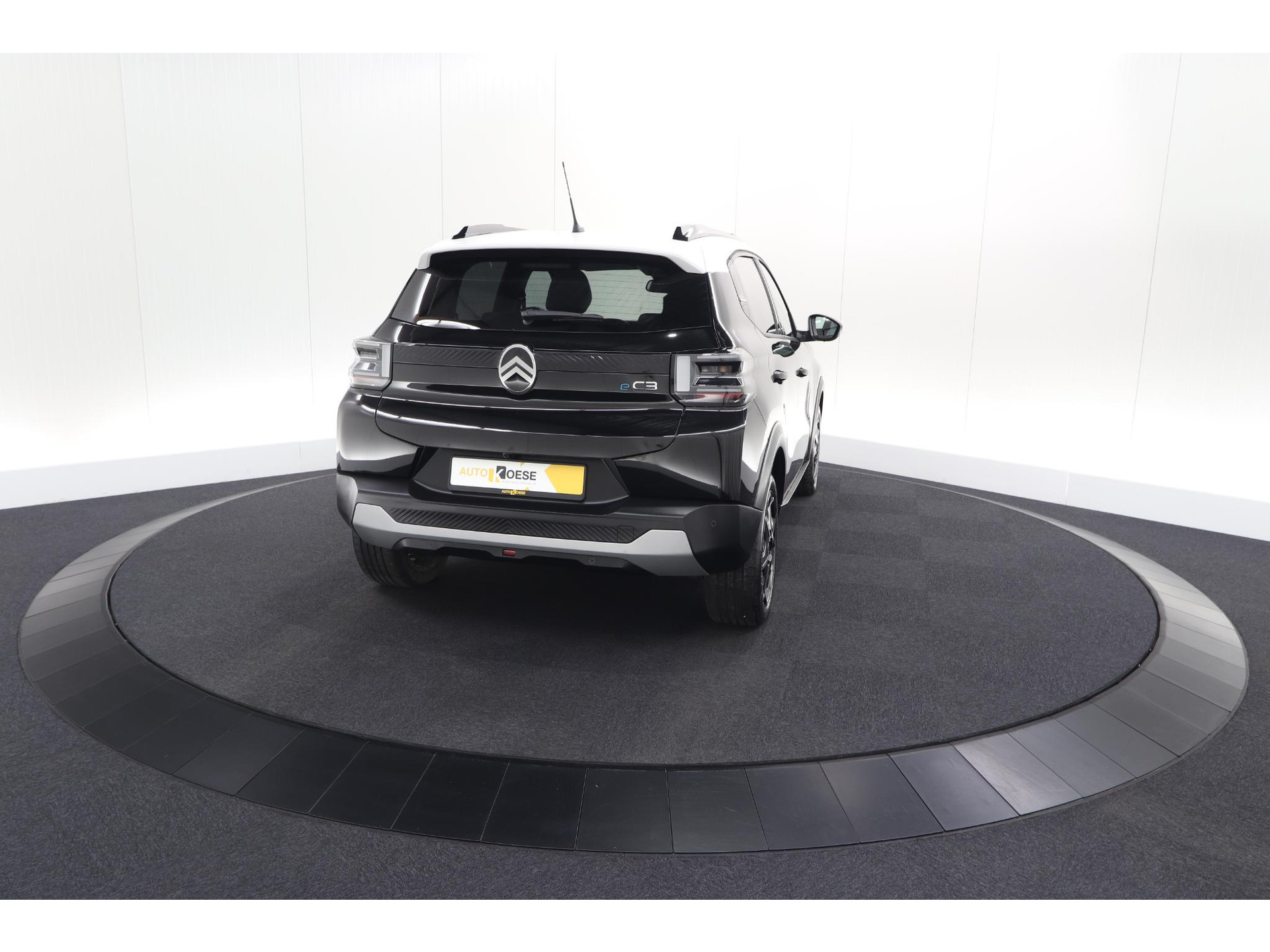 Citroen Ë-C3 Max 113pk 44 kWh | 11 KW Lader | 96% SOH | Camera | Navigatie | Parkeersensoren