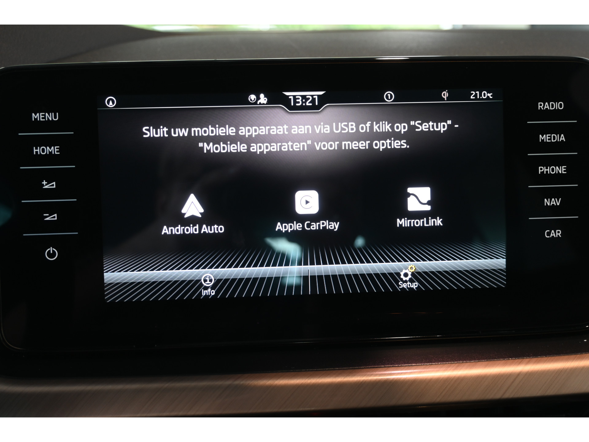 ŠKODA Scala 1.0 TSI Business Edition Nap! Adaptieve Cruise Clima Lane Assist Trekhaak Stoelverwarming CarPlay Goed Onderhouden! Inruil Mogelijk!