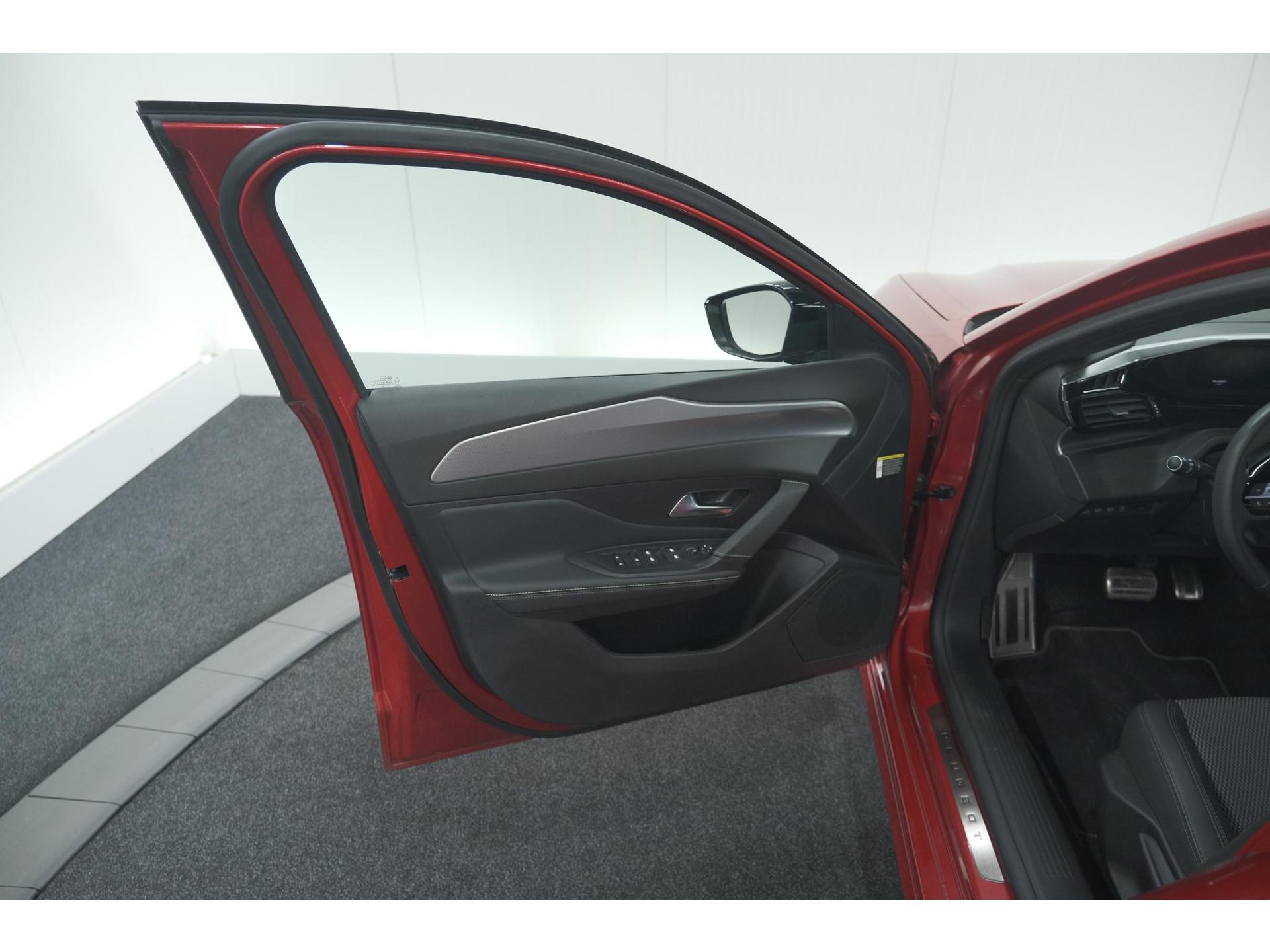 Peugeot 308 SW 1.6 Plug-in Hybrid 225 GT | FOCAL Audio | 360 Camera | Adaptieve Cruise Control | Apple Carplay | Voorruitverwarming