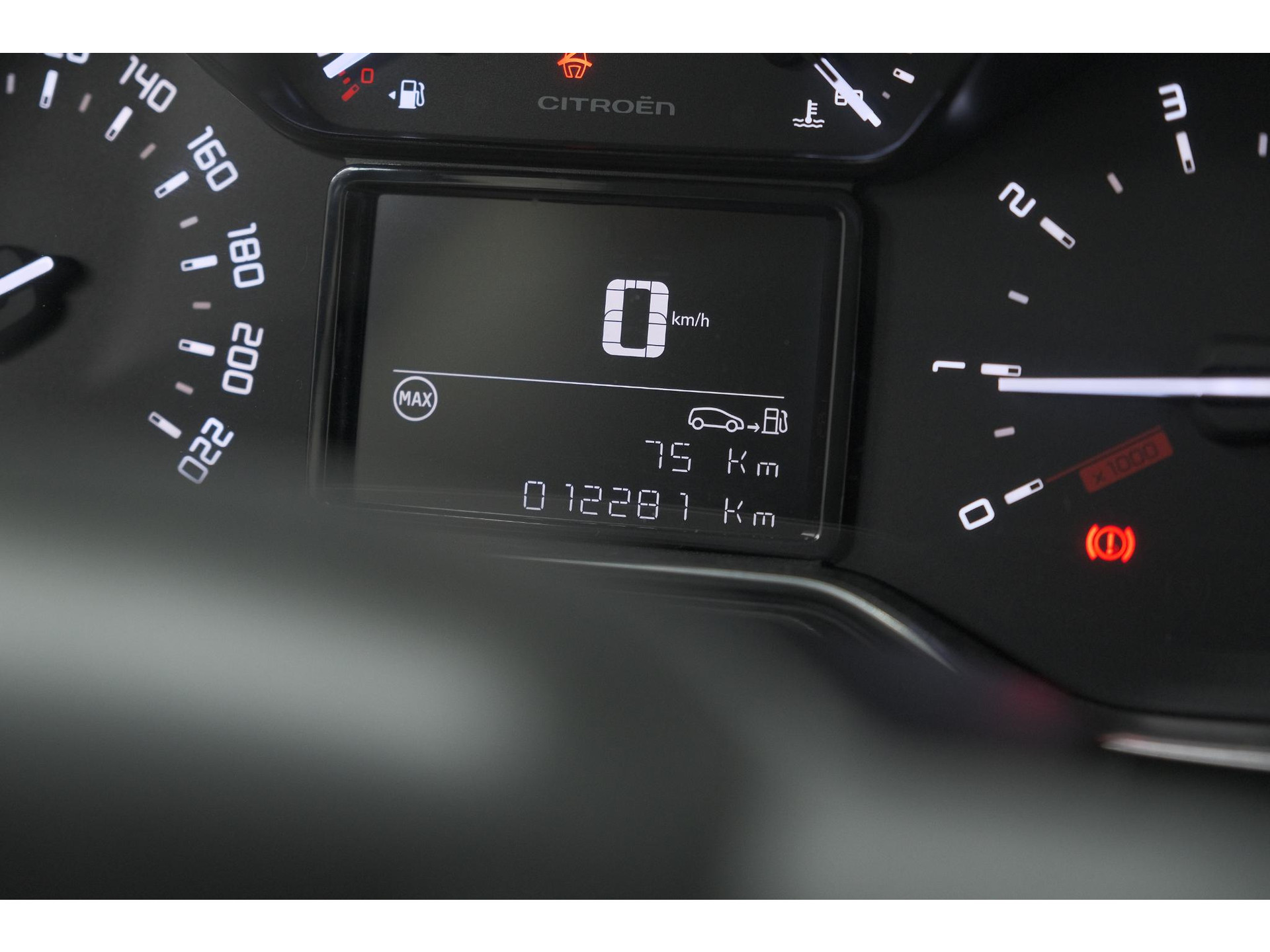 Citroen C3 Aircross PureTech 110 Feel | Parkeersensoren | Navigatie | Apple Carplay