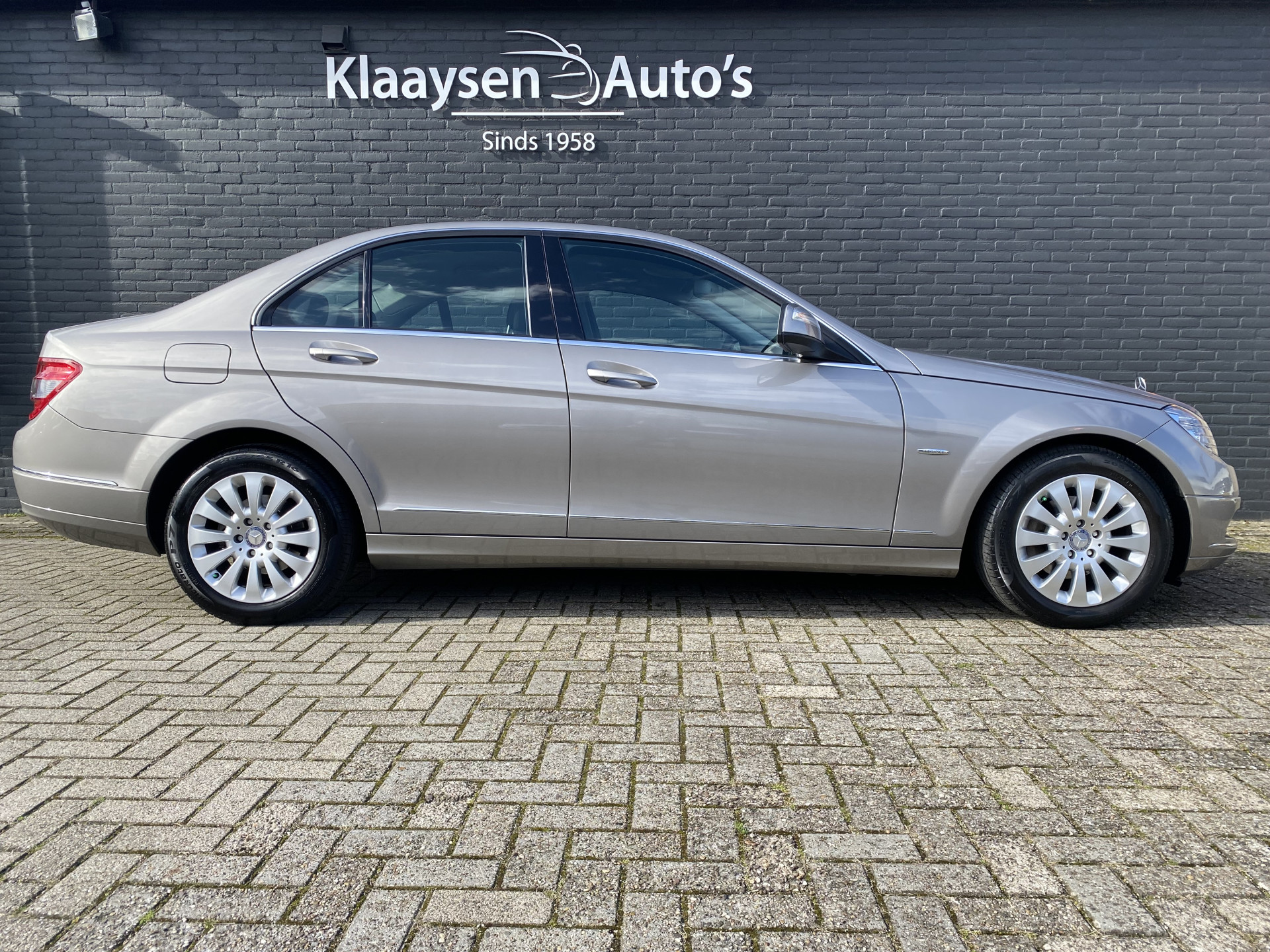 Mercedes-Benz C-klasse 180 K. Elegance AUT. | dealer onderhouden  | 2e eigenaar | liefhebbers exemplaar | NL auto