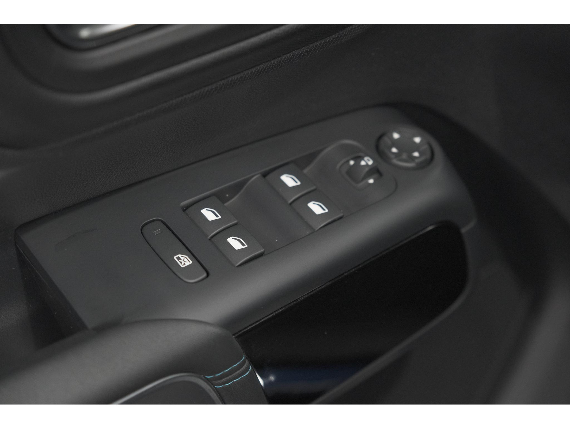 Citroen C5 Aircross 1.2 Hybrid 136 Max | Elektrische Kofferklep | Adaptieve Cruise Control | Camera | Dodehoekdetectie