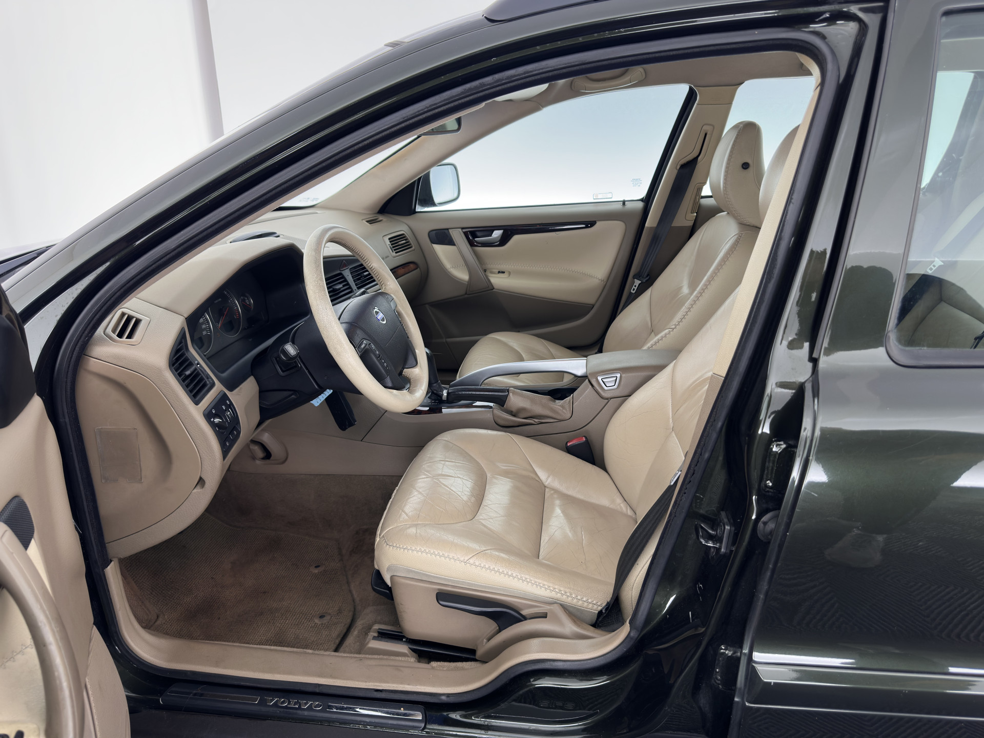 Volvo XC70 2.4D Summum AWD Aut. *LEATHER | ECC | HEATED-COMFORTSEATS | CRUISE | NAVIGATION | TOWBAR | 16''ALU *