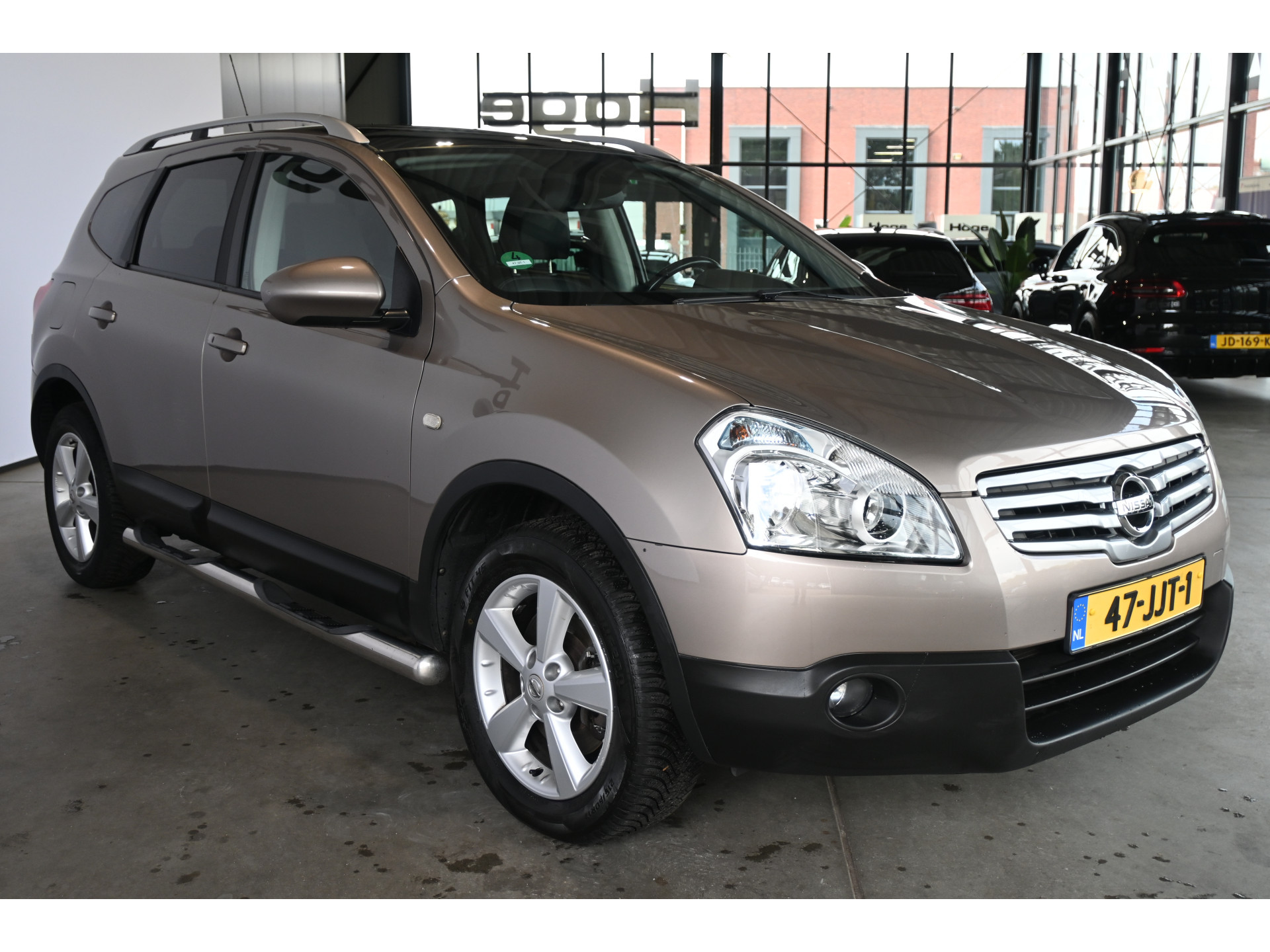 Nissan Qashqai +2 2.0 Tekna 4WD Automaat Clima Panoramadak 7-Persoons Navigatie Licht metaal Inruil mogelijk