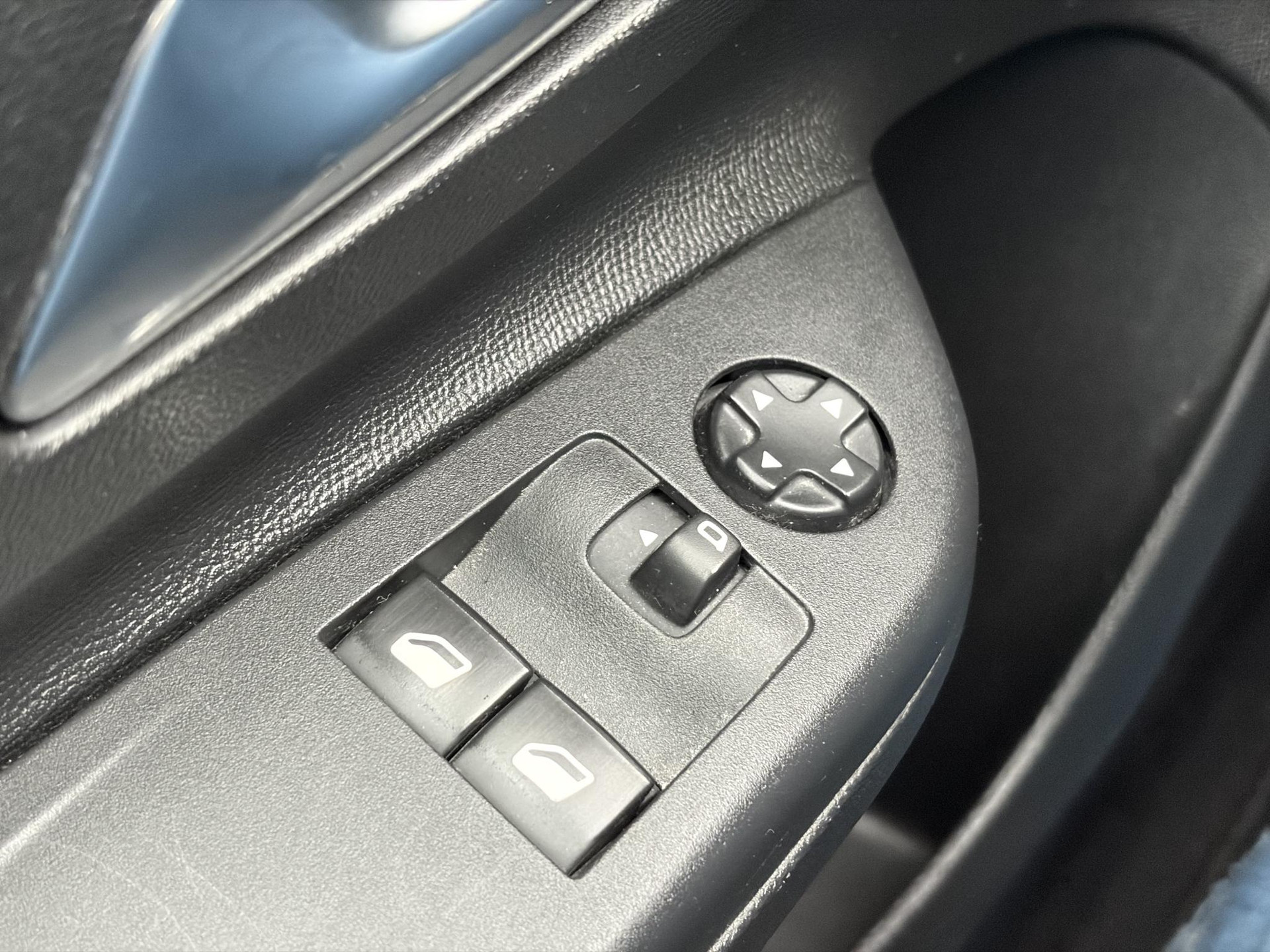 Opel Corsa 1.2 Edition ✓D-riem vv in 2025✓2e Eigenaar✓Carplay✓Airco✓Cruise✓Rijstrooksensor✓Pdc✓102pk✓6 Bak✓5 Deurs✓N.A.P✓Apk tot 02-2028