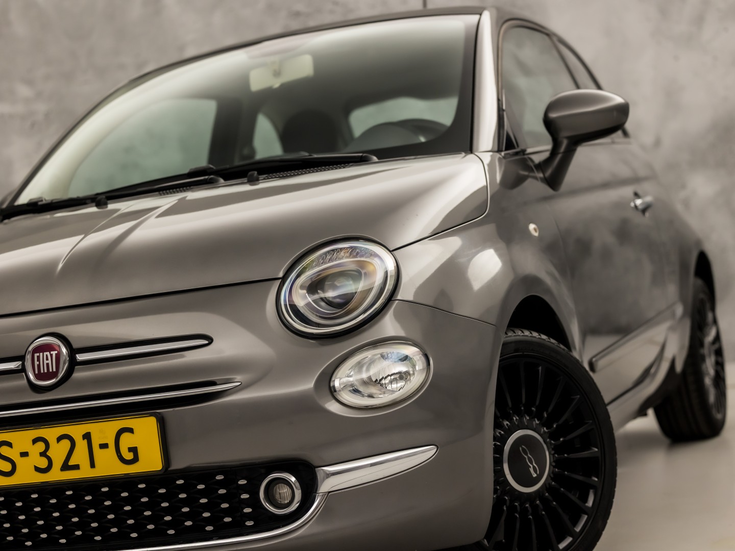 Fiat 500 0.9 TwinAir Turbo Sport (PANORAMADAK, NAVIGATIE, LM VELGEN, SPORTSTOELEN, ELEK RAMEN, BLUETOOTH, NIEUWSTAAT)