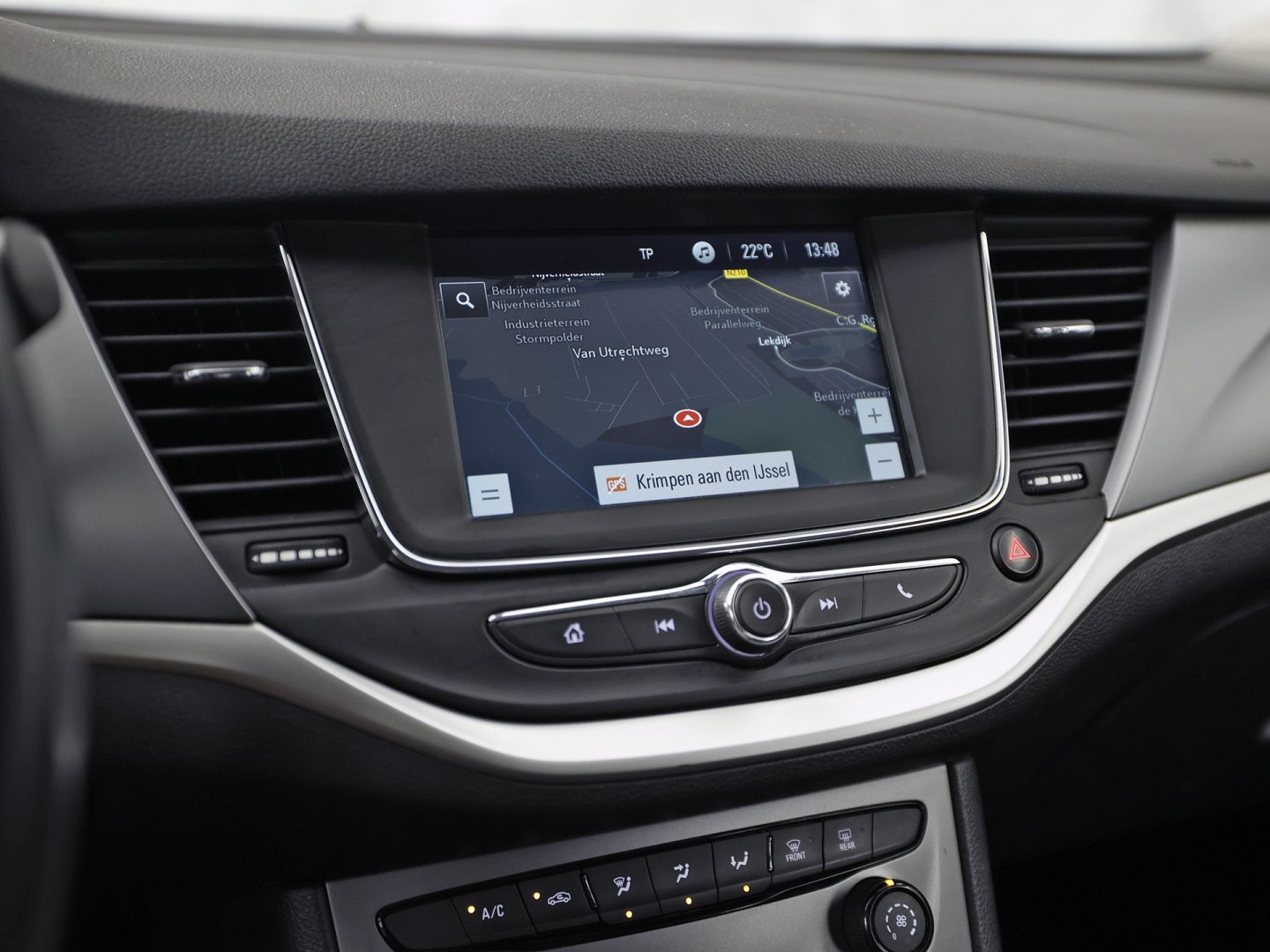 Opel Astra Sports Tourer 1.0 Turbo 120 Jaar Edition (APPLE CARPLAY, NAVIGATIE, LM VELGEN, PARKEERSENSOREN, SPORTSTOELEN, CRUISE, NIEUWE APK, NIEUWSTAAT)