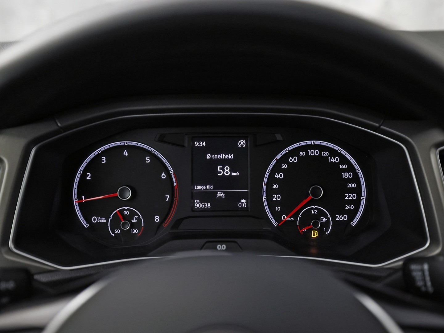 Volkswagen T-Roc 1.0 TSI Sport (APPLE CARPLAY, 1e EIGENAAR, GROOT NAVI, LM VELGEN, SPORTSTOELEN, PARKEERSENSOREN, ADAPTIVE CRUISE, NIEUWSTAAT)