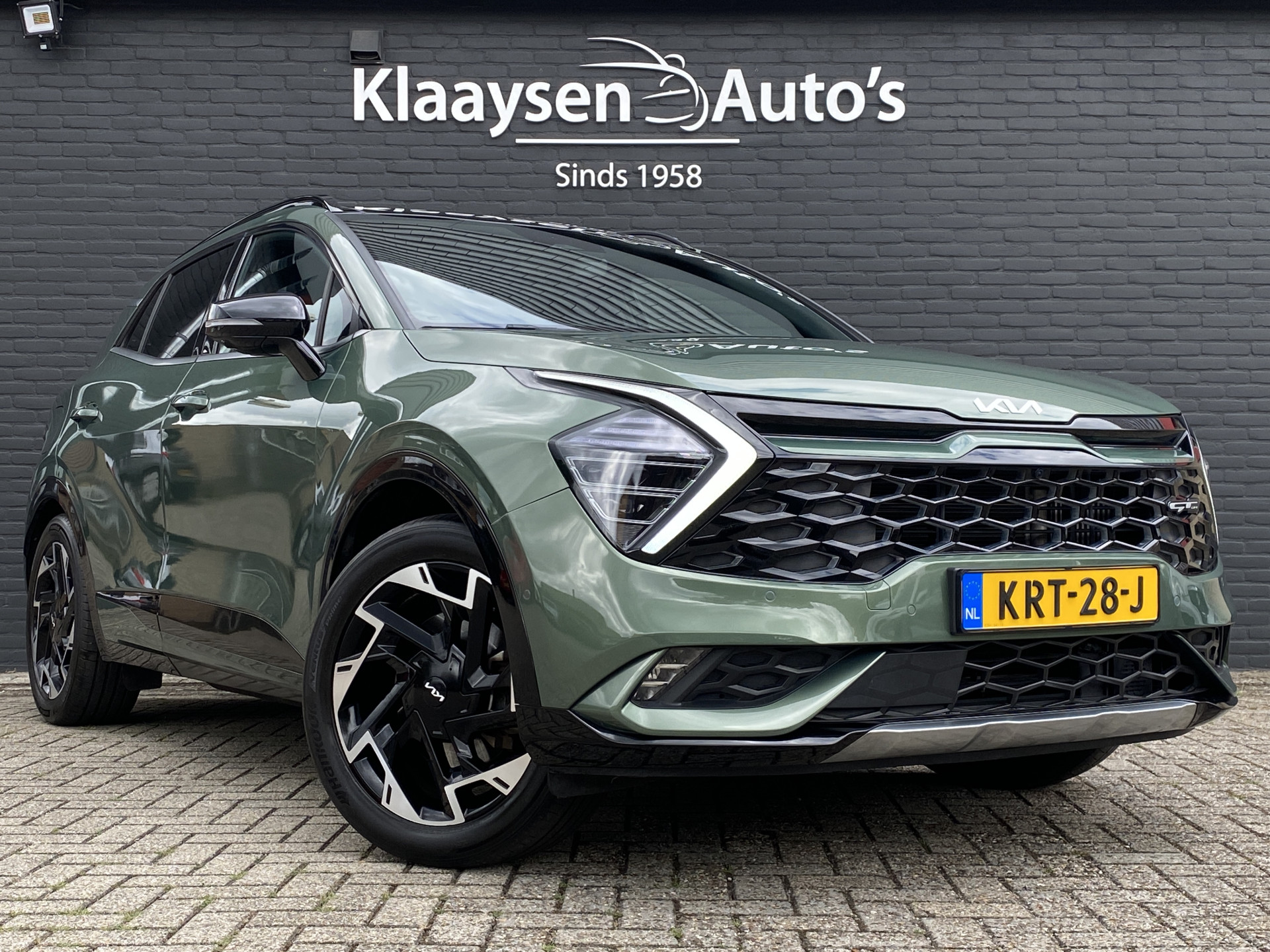 Kia Sportage 1.6 T-GDi Plug-in Hybrid AWD GT-PlusLine | dealer onderh. | panoramadak | trekhaak | leder interieur | navigatie