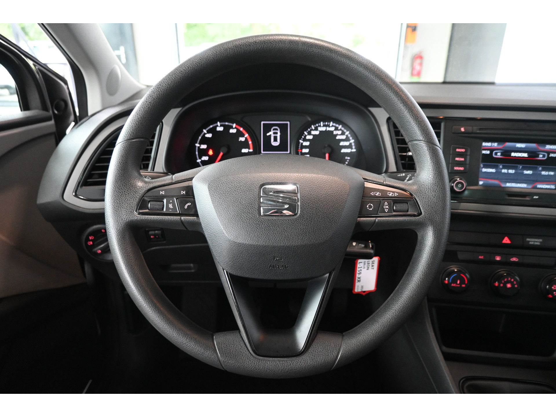 SEAT Leon 1.2 TSI Airco Lichtmetaal Rijklaarprijs Inruil Mogelijk!