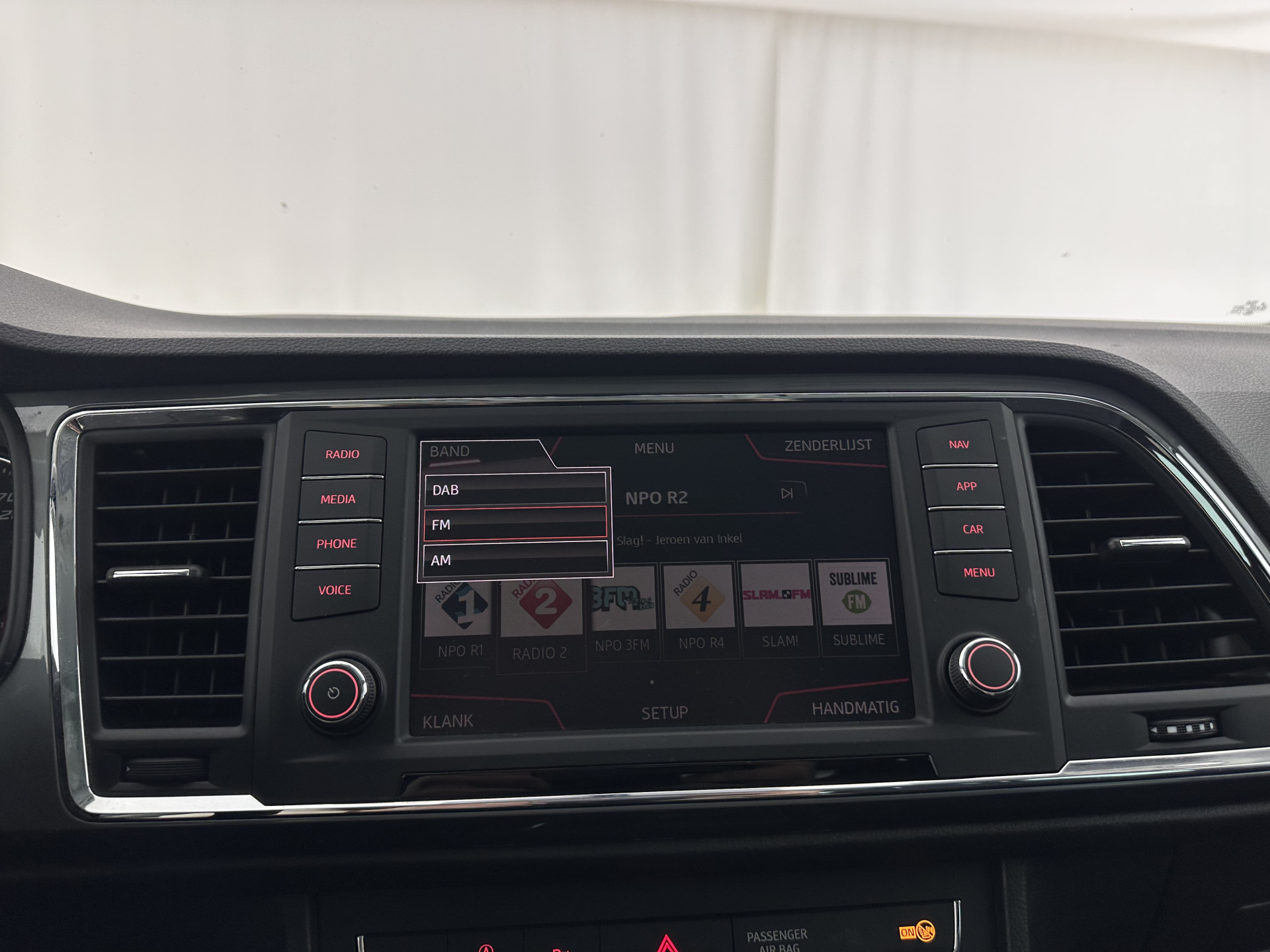 SEAT Ateca 1.0 EcoTSI Style (INCL-BTW) *FULL-LED | NAVI-FULLMAP | CAMERA | DAB+ | COMFORTSEATS |  ECC | PDC | CRUISE | PRIVACY-GLASS | CARPLAY | 17''ALU*