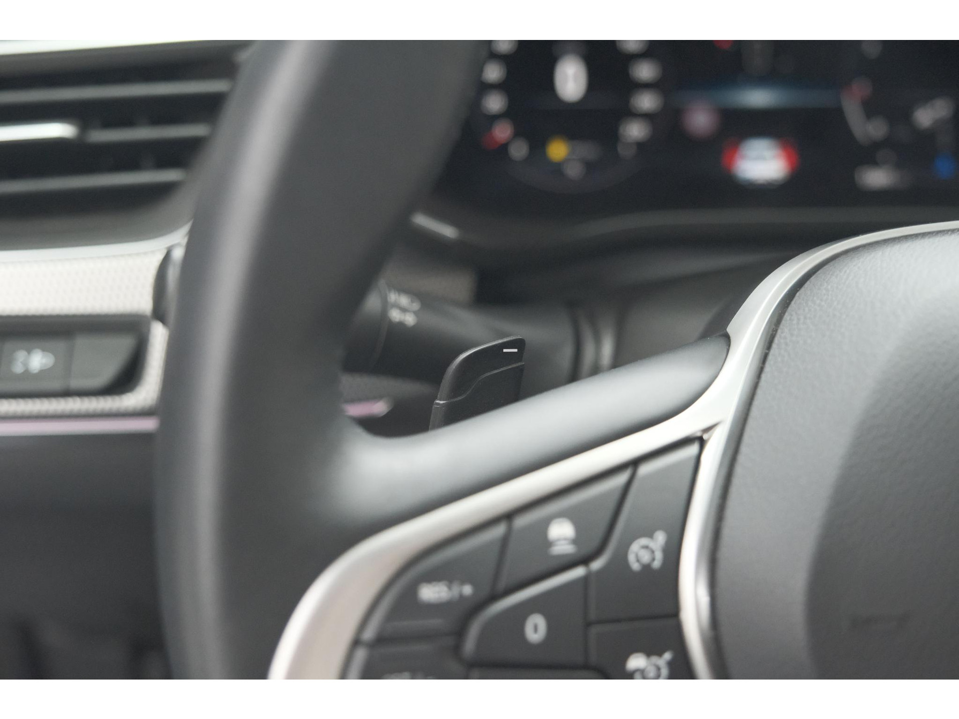 Renault Arkana Mild Hybrid 140 EDC Techno | 360 Camera | Dodehoekdetectie | Adaptieve Cruise Control