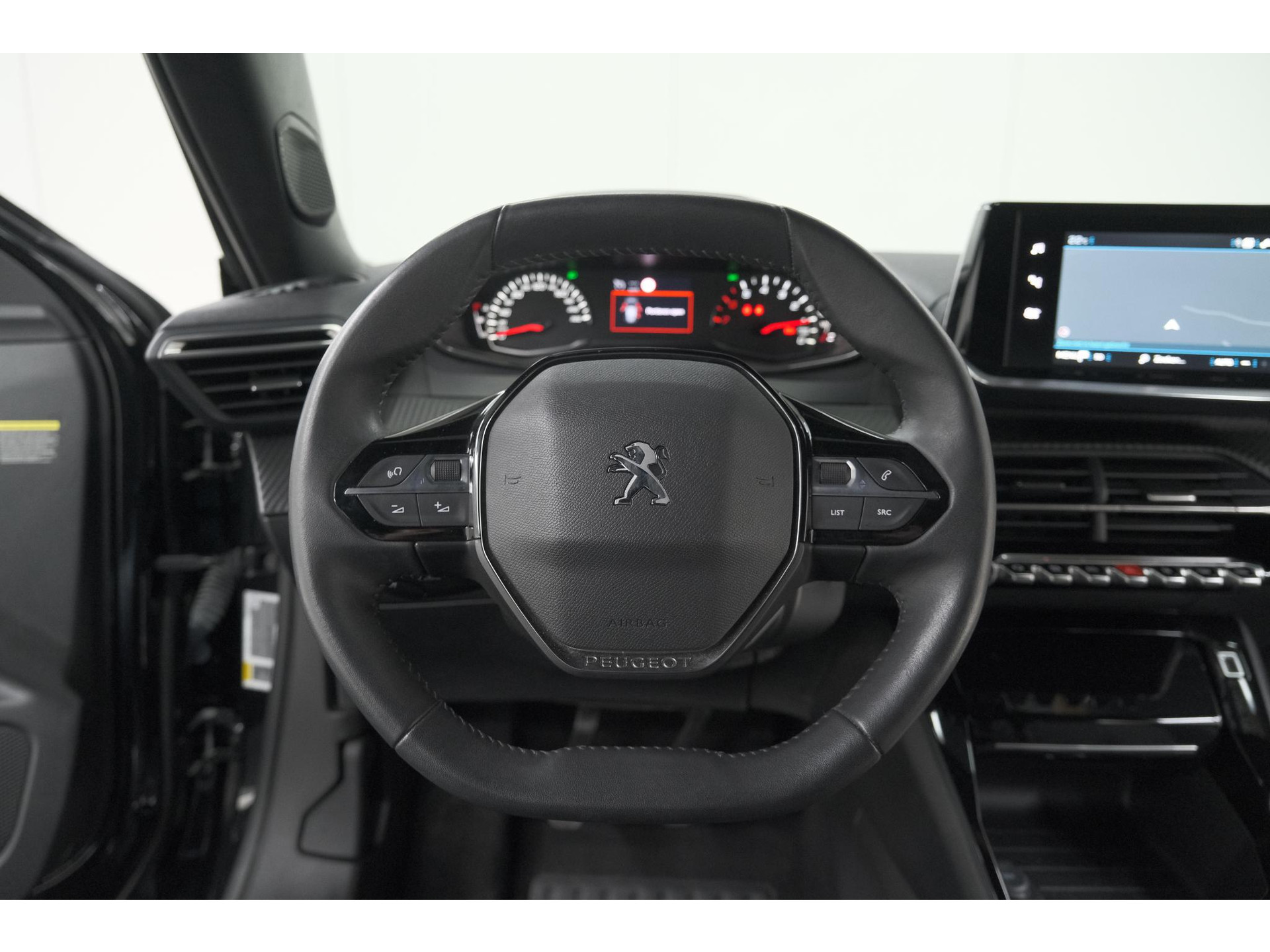 Peugeot 2008 PureTech Allure Pack | Navigatie | Parkeersensoren | Apple Carplay