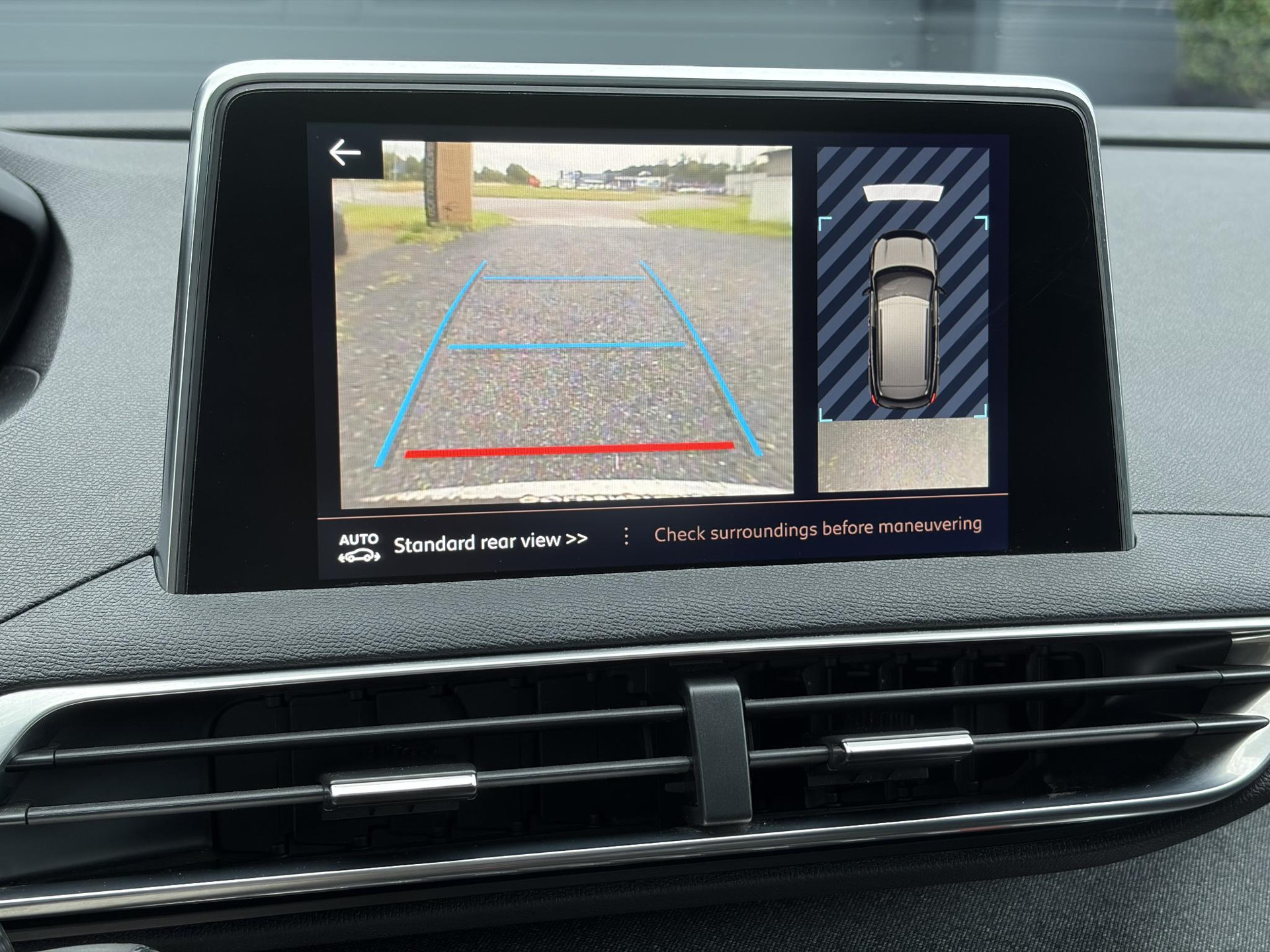 Peugeot 3008 1.2 PureTech GT Line ✓D-riem vv in 2026✓1e Eigenaar✓360 ° Camera✓Pano✓Massage stoel✓Draadloze telefoonlader✓Carplay✓Stoelvw✓Keyless✓Leder✓Navi✓Pdc V+A✓6 Bak✓Dealer Onderhouden✓Rijstrooksensor✓Dodehoeksensor✓19'' Lmv✓N.A.P✓Apk tot 09-2027