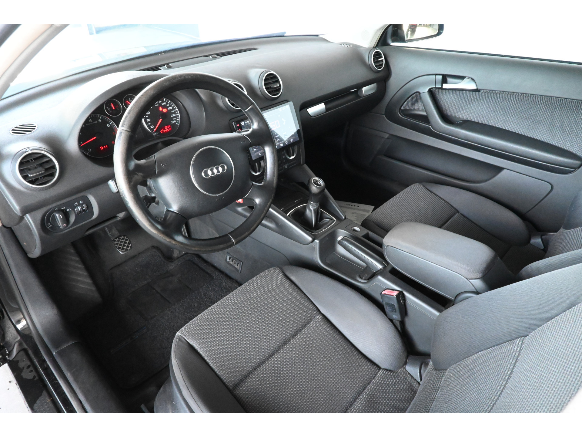 Audi A3 1.6 Attraction Clima Cruise Control Lichtmetaal All in Prijs! Inruil Mogelijk!