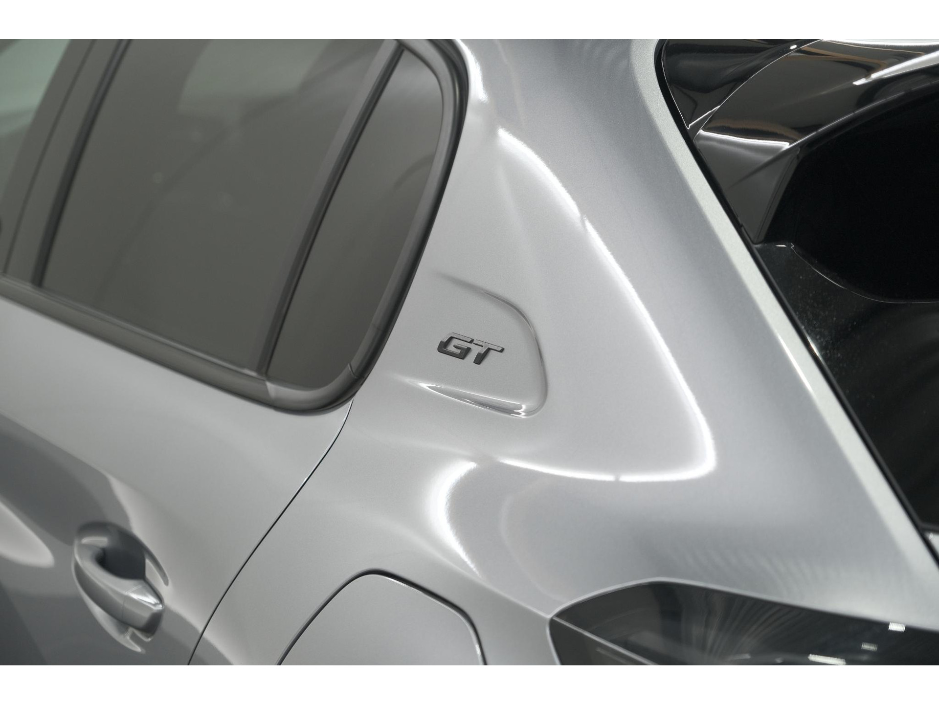 Peugeot 208 Hybrid 136 e-DCS6 GT Camera | Apple Carplay & Android Auto | Parkeersensoren