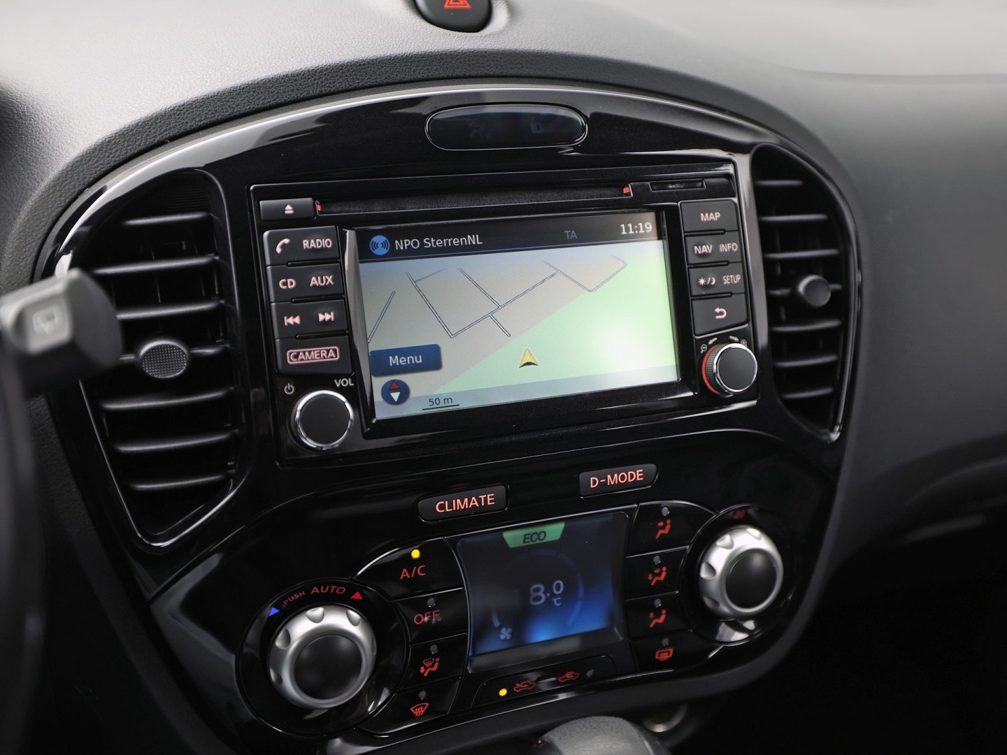 Nissan Juke 1.6 Sport Automaat (NAVIGATIE, CLIMATE, 360 CAMERA, SPORTSTOELEN, ALCANTARA, ZWART HEMEL, GETINT GLAS, NIEUWE APK, NIEUWSTAAT)