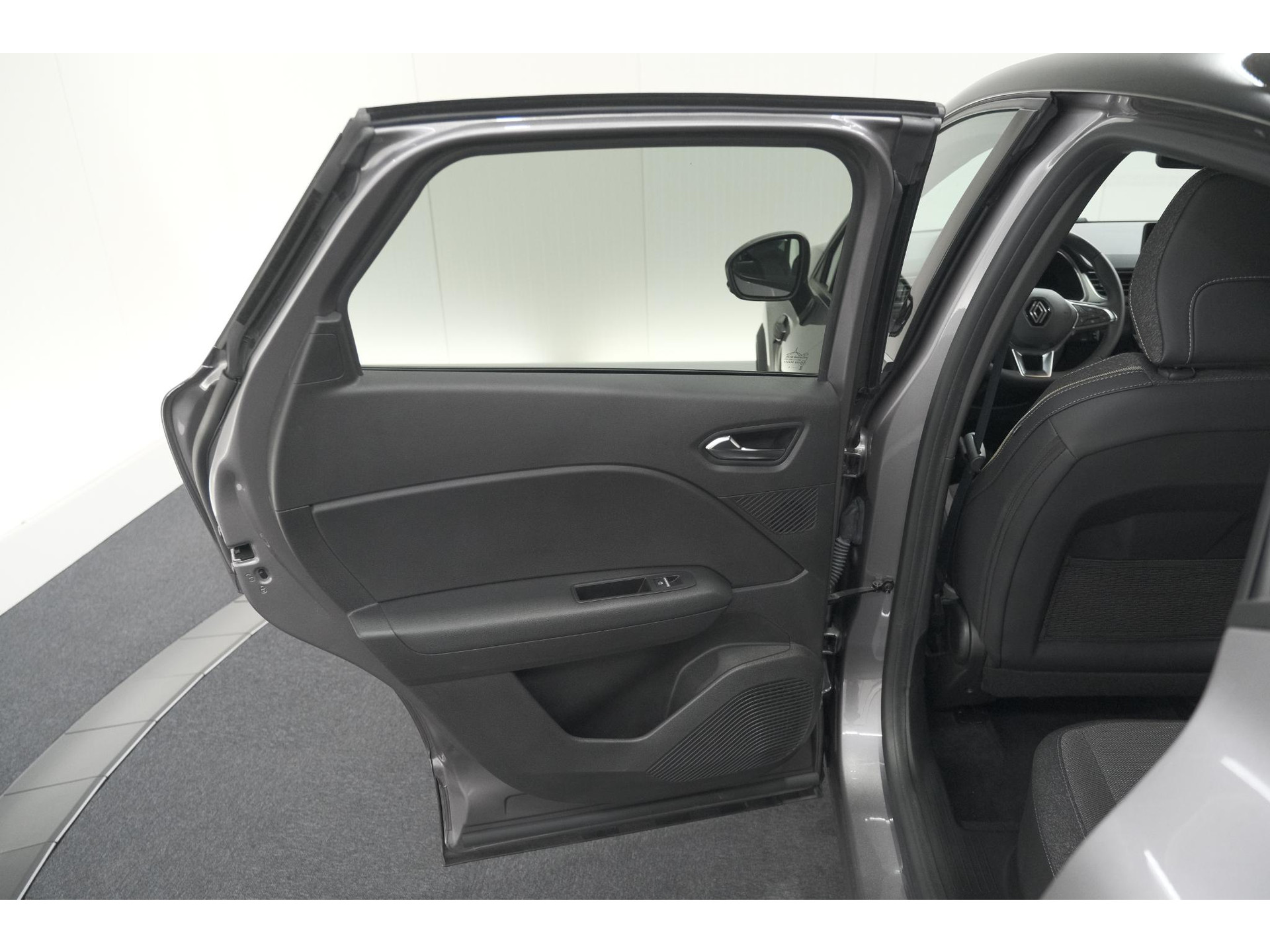 Renault Captur 1.6 E-Tech Full Hybrid 145 Techno | Camera | Navigatie | Apple Carplay | Parkeersensoren