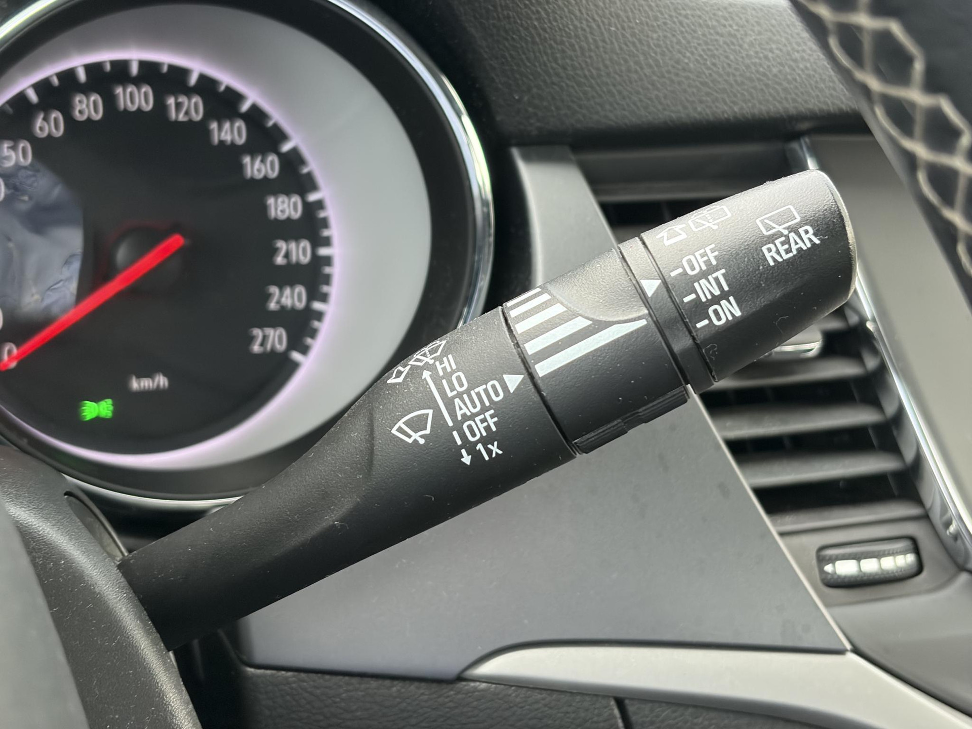 Opel Astra Sports Tourer 1.2 Edition ✓131pk✓2e Eigenaar✓Trekhaak✓Navi✓Airco✓Cruise✓Pdc V+A✓Lm velgen✓Dealer Onderhouden✓Comfortstoelen✓N.A.P✓Apk tot 07-2028