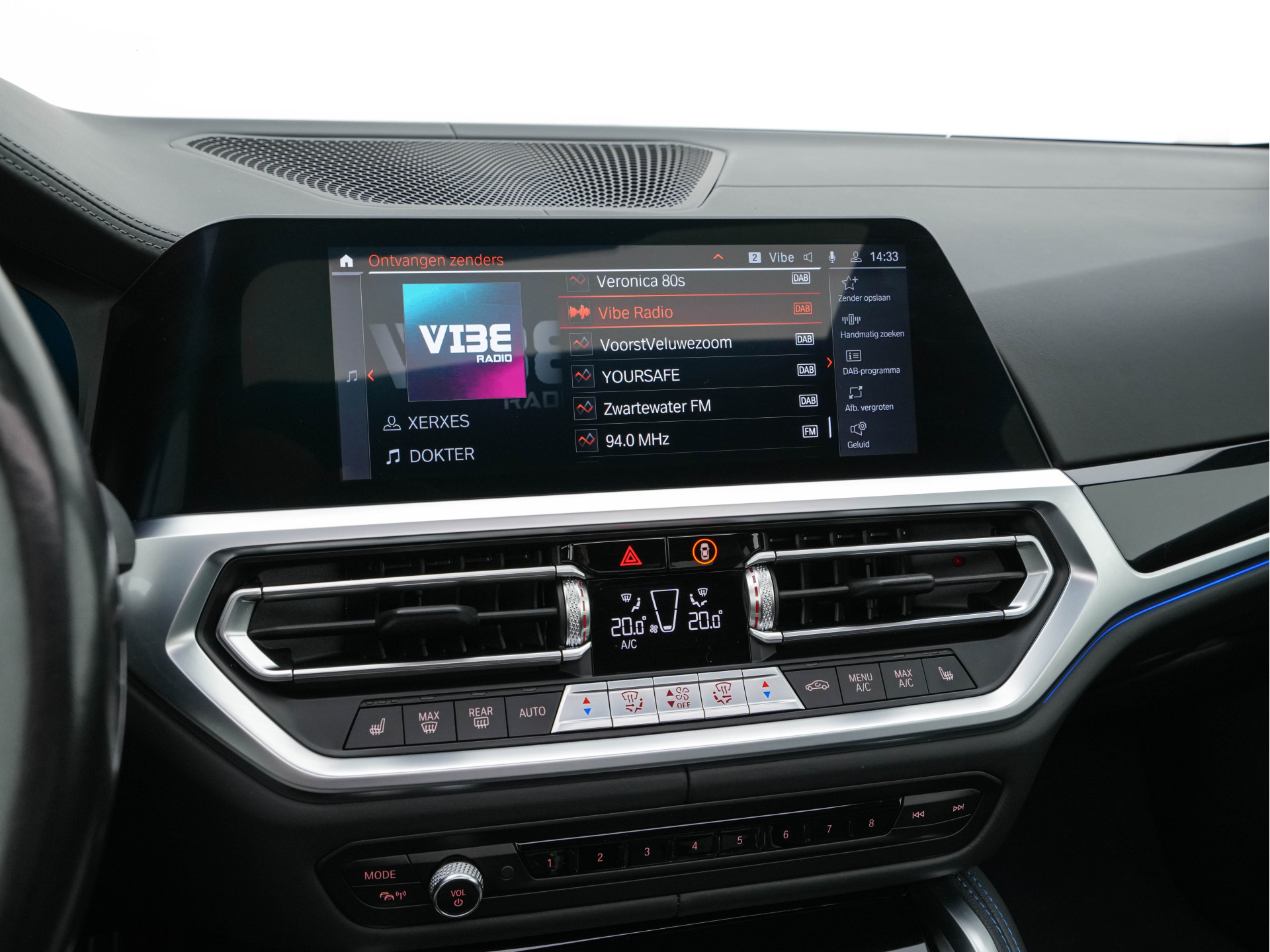 BMW 4-serie Coupé M440i xDrive High Executive Aut. *PANO | LEATHER | HARMAN/KARDON | HEAD-UP | LASER-LED | ADAPTIVE-CRUISE | TOPVIEW | MEMORY-PACK | KEYLESS | HEATED-SPORTSEATS | DAB+ | DIGI-COCKPIT | SHIFTPADDLES | TOWBAR | 19''ALU*