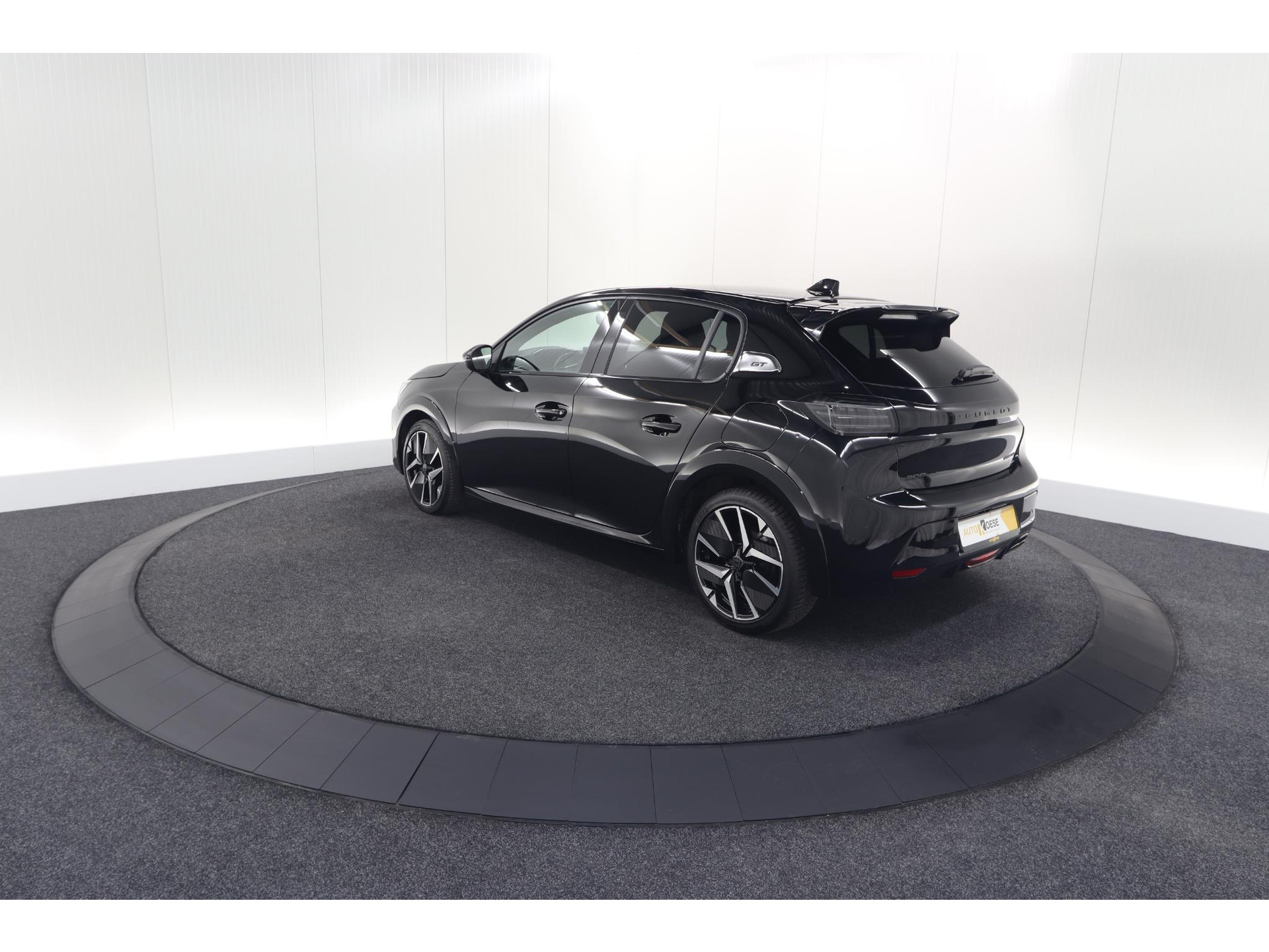 Peugeot 208 Hybrid 136 e-DCS6 GT | 360 Camera | Adaptieve Cruise Control | Dodehoekdetectie | Apple Carplay