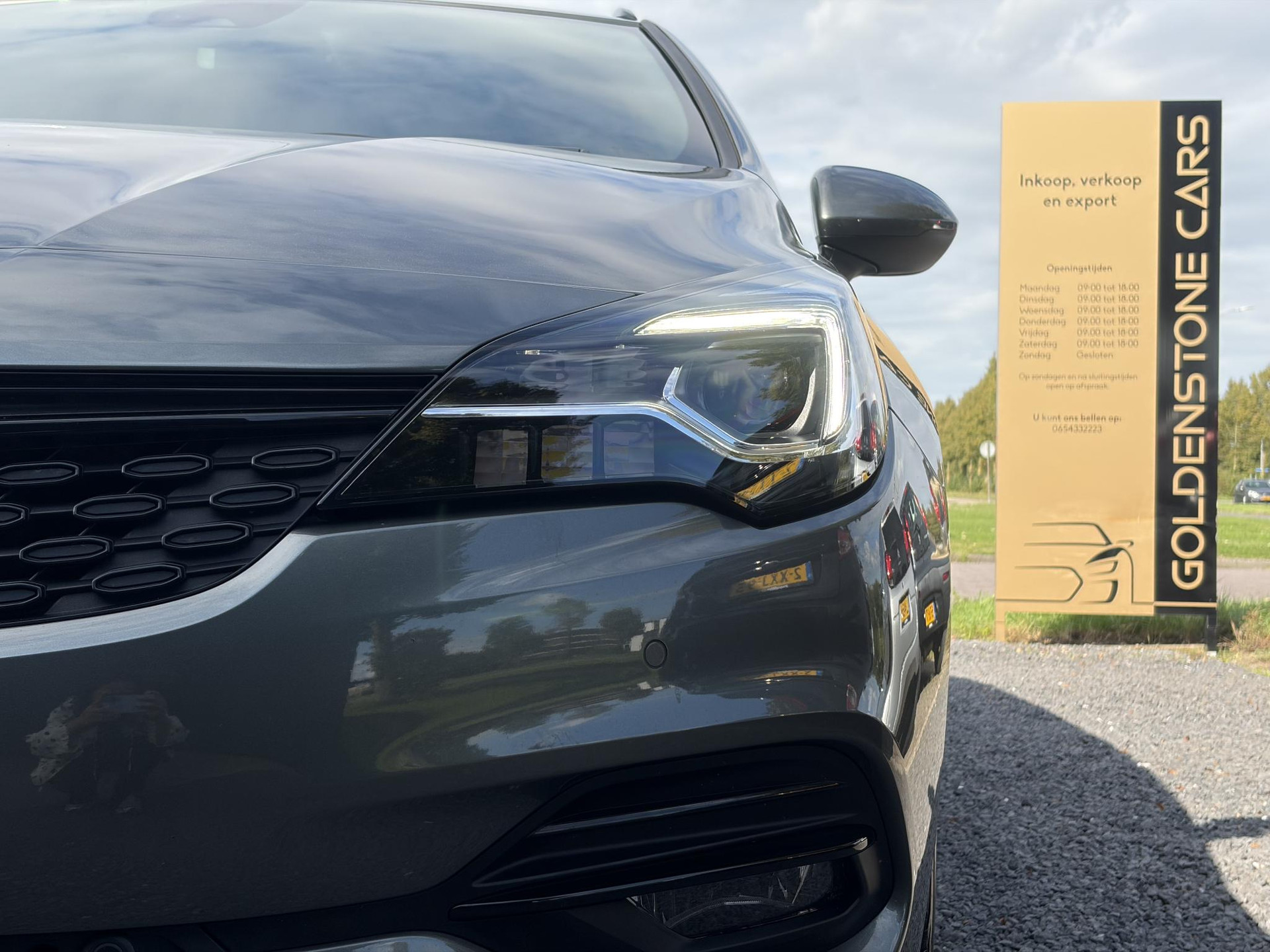 Opel Astra Sports Tourer 1.2 Ultimate ✓146pk✓Carplay✓Camera✓Stoelverw✓Stuurverw✓Keyless✓Pdc V+A✓Alcantara-Leder✓Clima✓Cruise✓6 Bak✓Rijstrooksensor✓Dodehoeksensor✓17''Lm velgen✓N.A.P✓Apk tot 11-2028