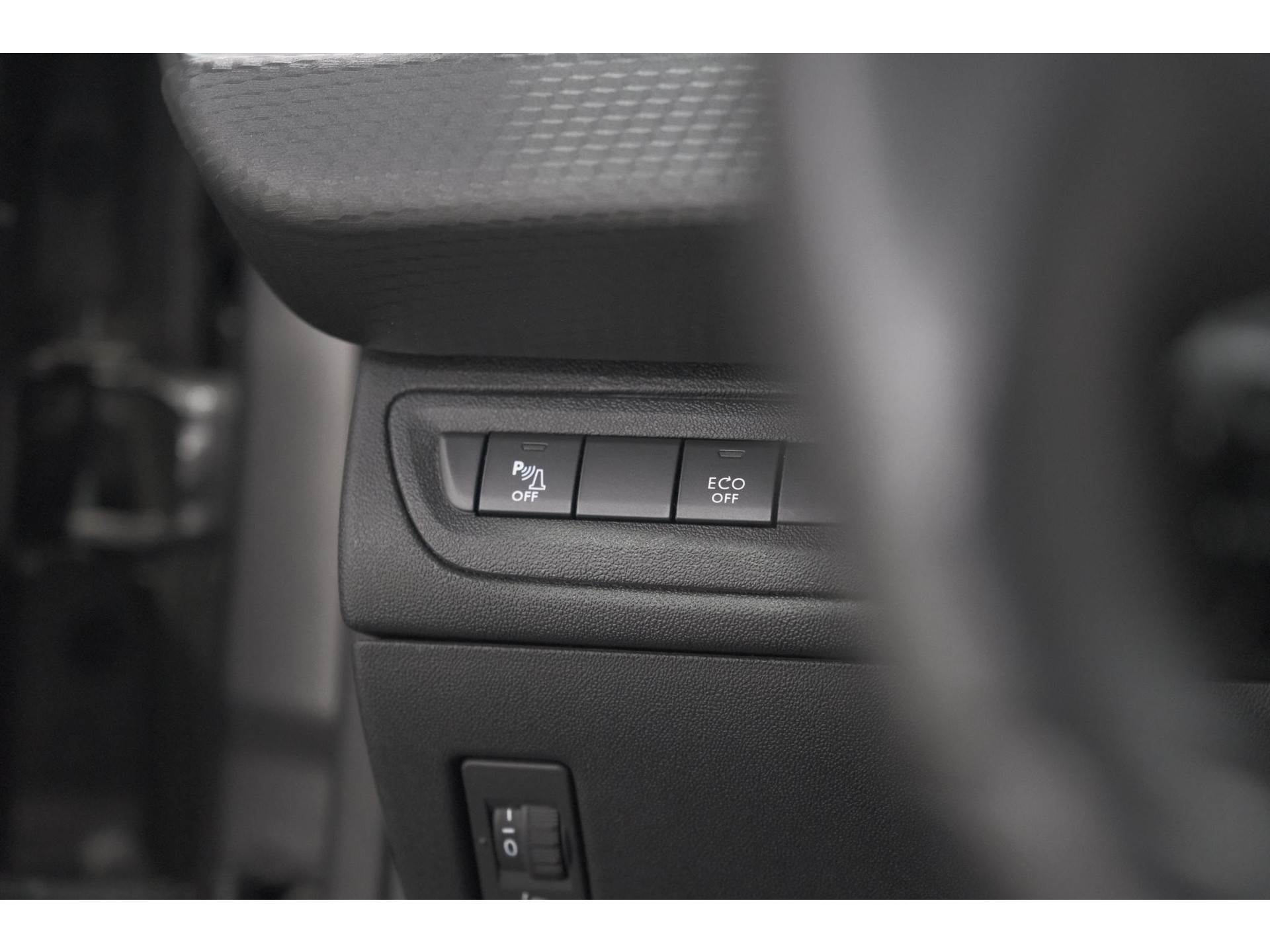 Peugeot 208 PureTech 82 Signature | Parkeersensoren | Apple Carplay | Navigatie